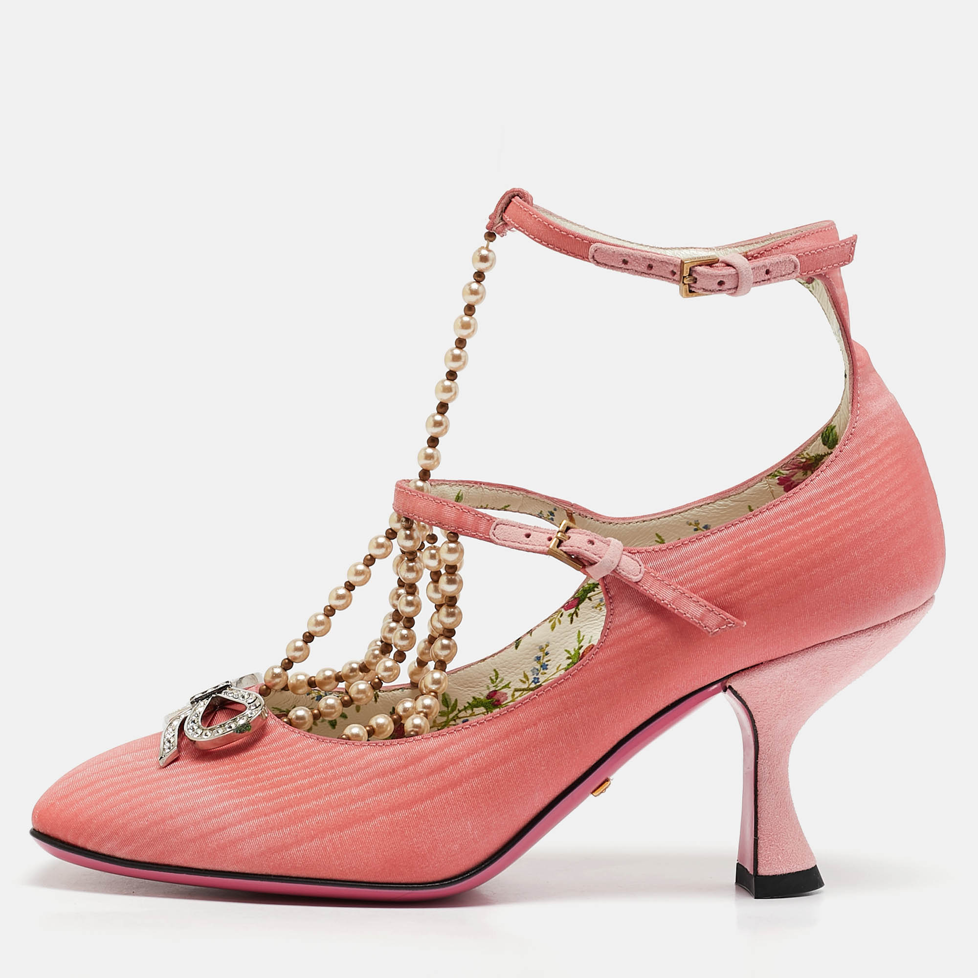 

Gucci Pink Fabric Pearl Embellished T-Strap Pumps Size