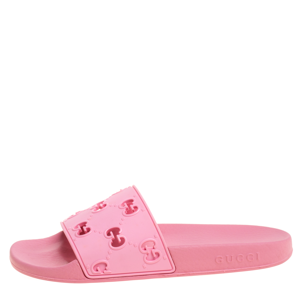 

Gucci Pink GG Rubber Flat Slides Size