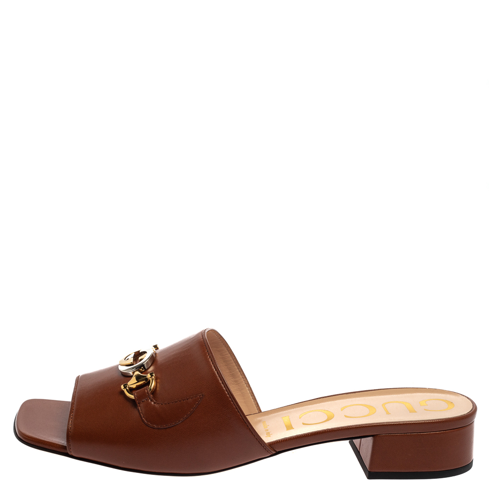 

Gucci Brown Leather Zumi GG Interlocking Flat Slides Size