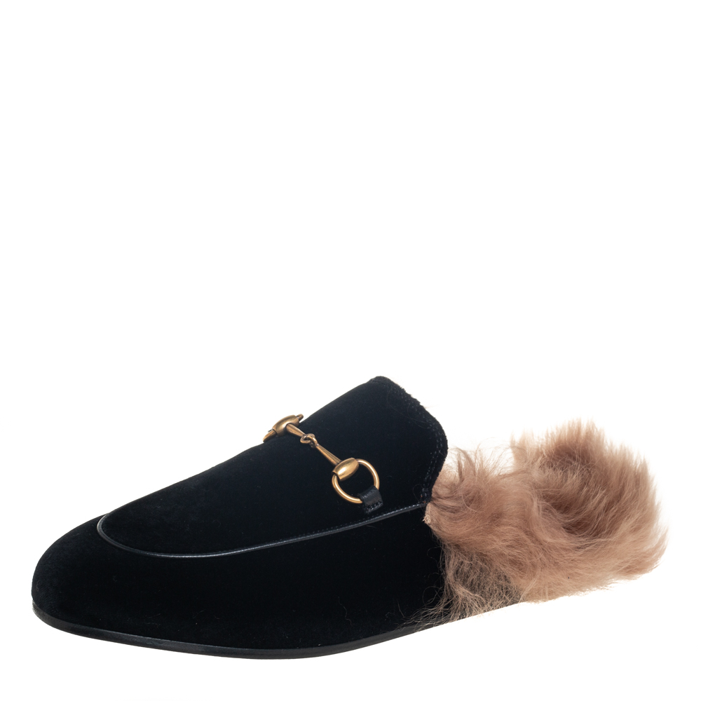 Pre-owned Gucci Black Velvet Fur Lined Princetown Mules Size 39