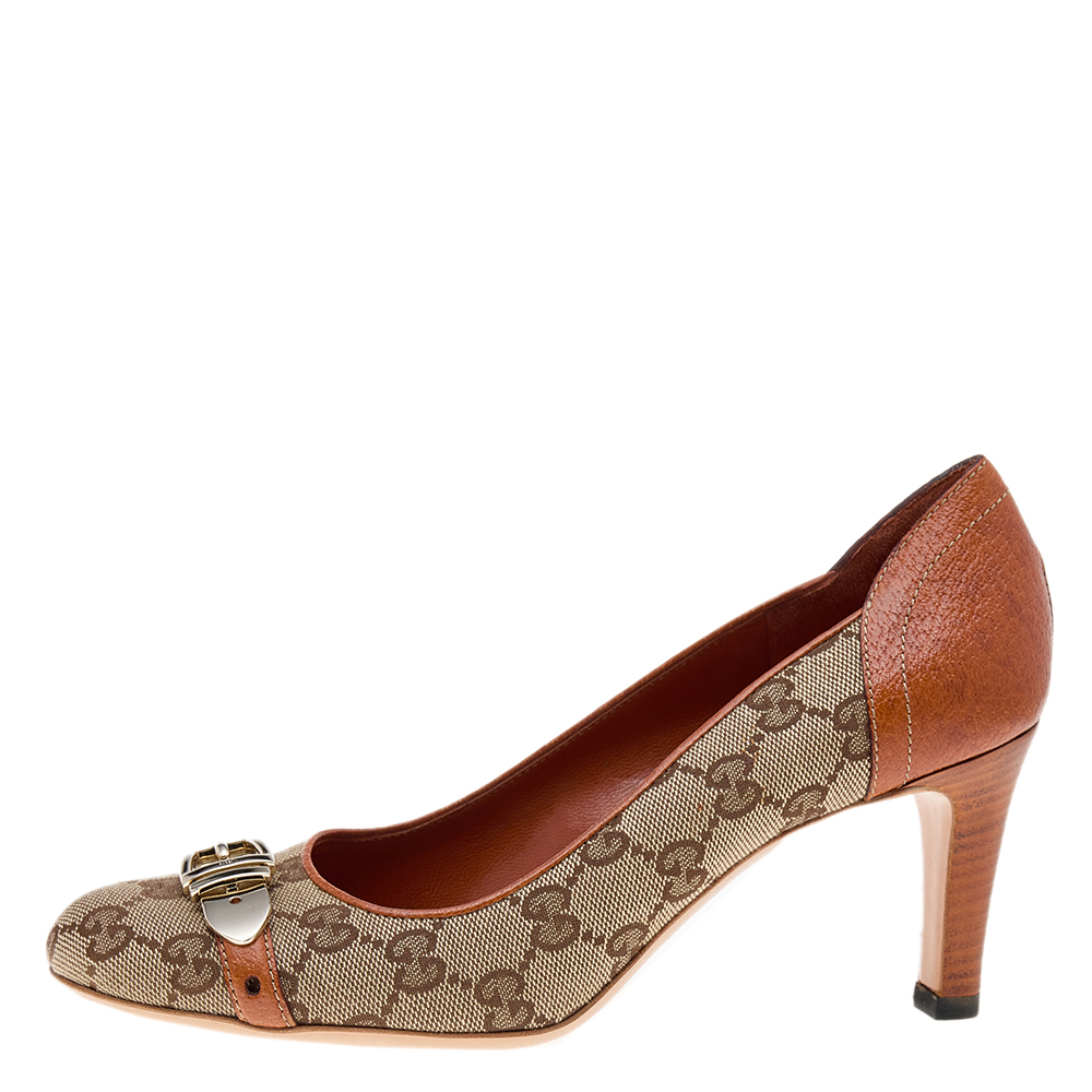 

Gucci Beige/Tan GG Canvas and Leather Buckle Detail Round Toe Pumps Size
