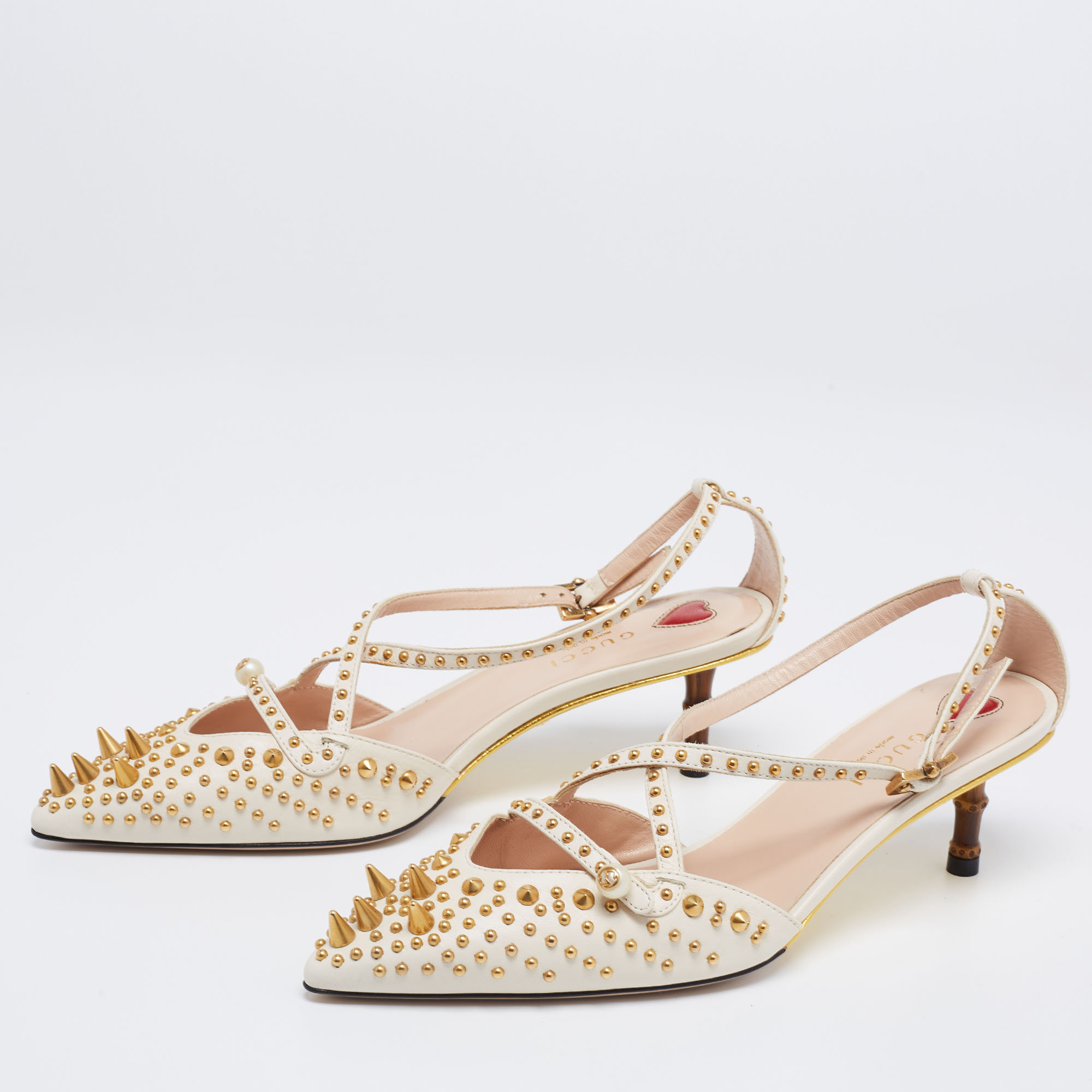 

Gucci Cream Leather Unia Spike and Studded Bamboo Heel Pumps Size, White