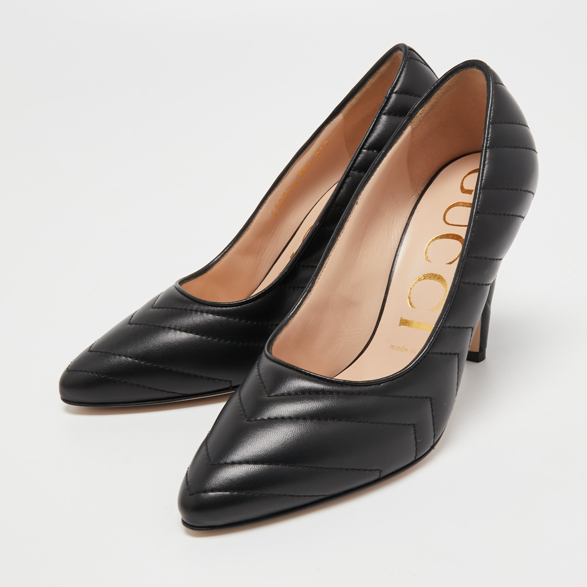 

Gucci Black Matelasse Leather Pumps Size