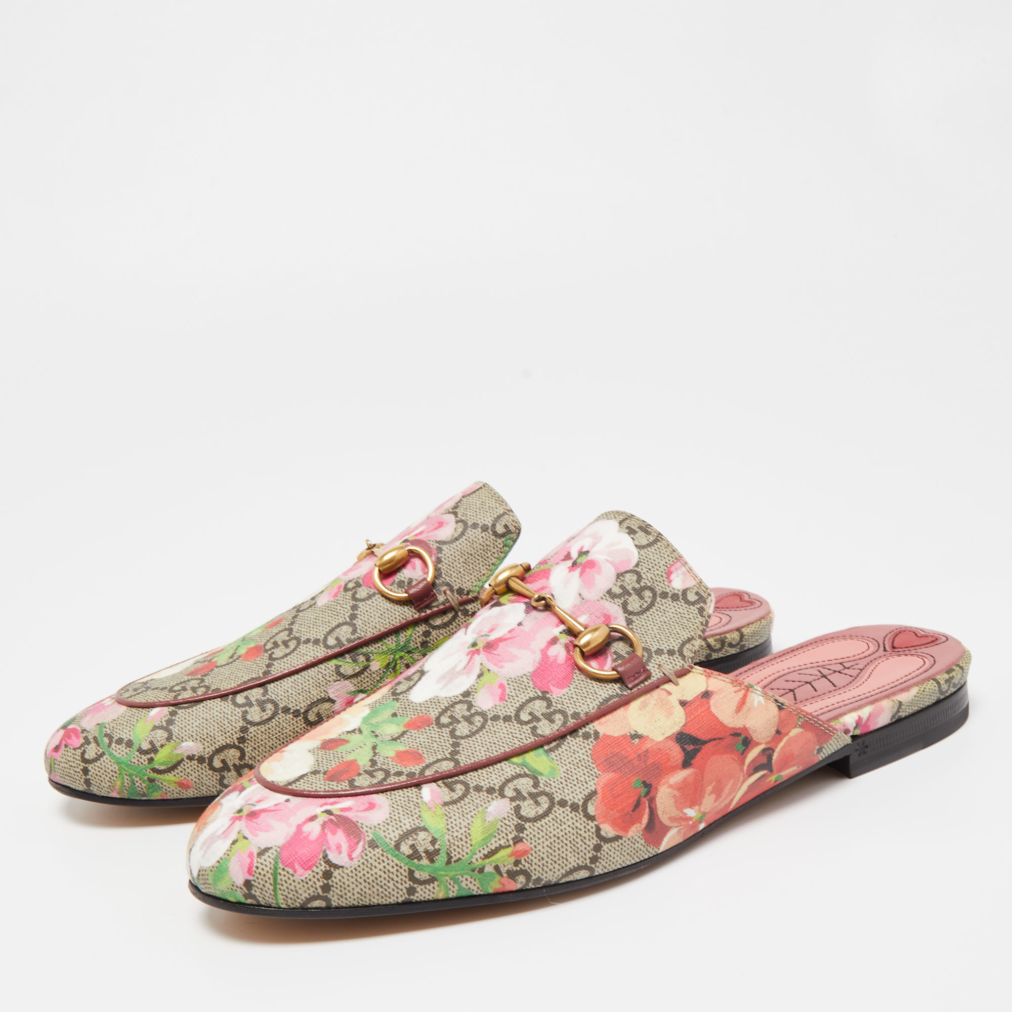 

Gucci Beige/Brown GG Supreme Blooms Canvas Princetown Flat Mules Size