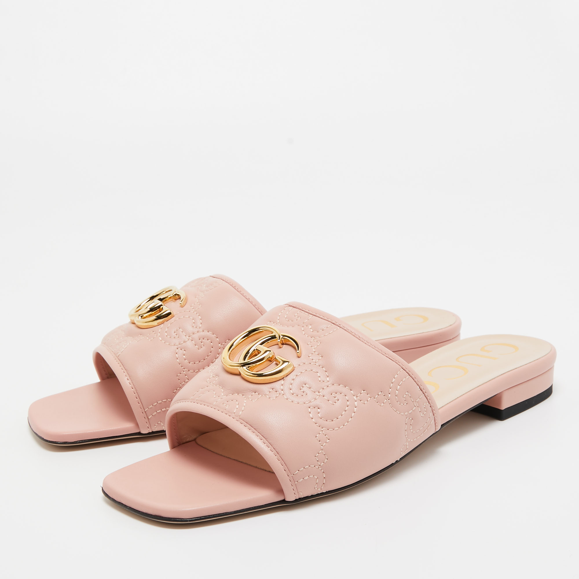 

Gucci Pink Matelassé Leather GG Marmont Slide Sandals Size