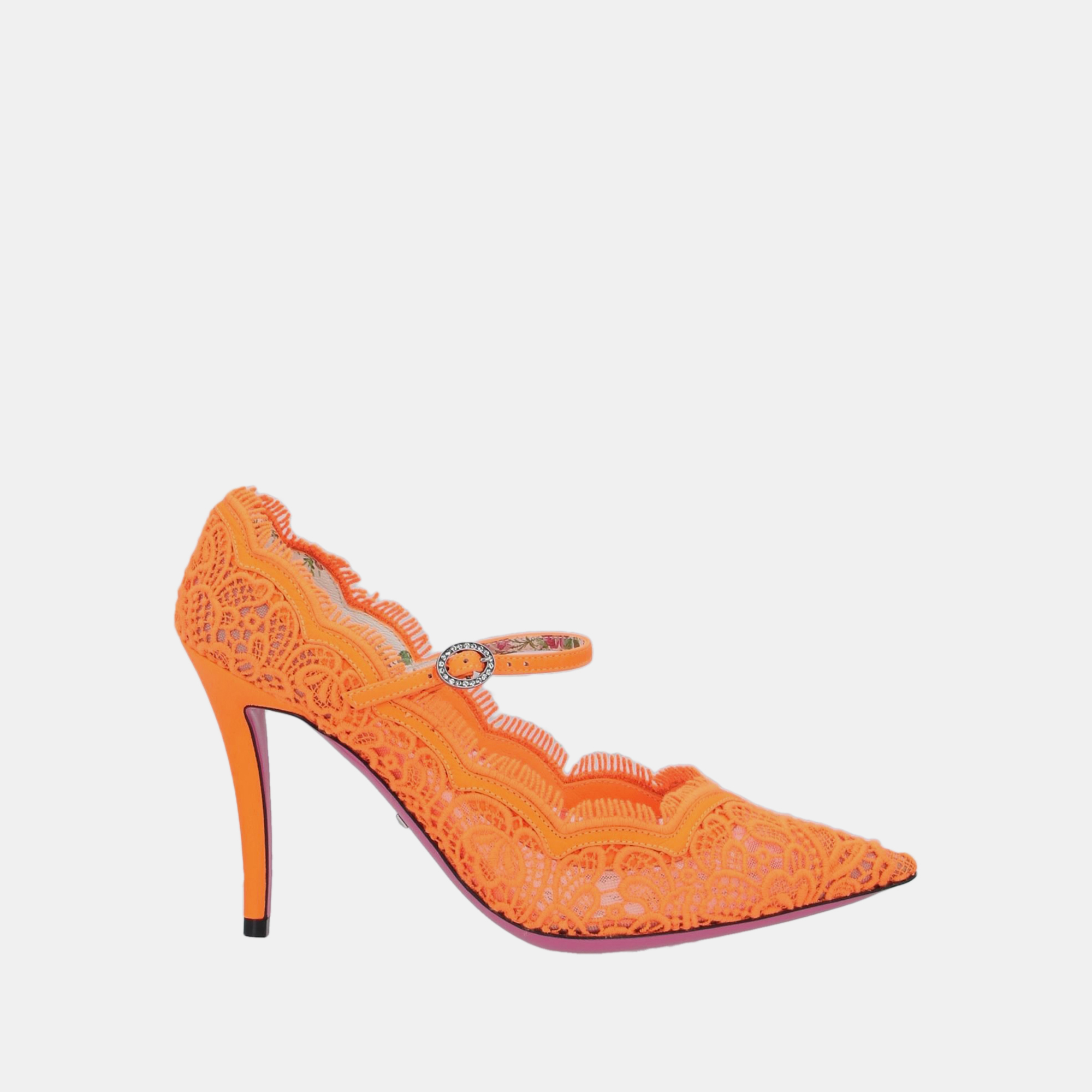 Pre-owned Gucci Fabric Lace Pumps 37 In Orange
