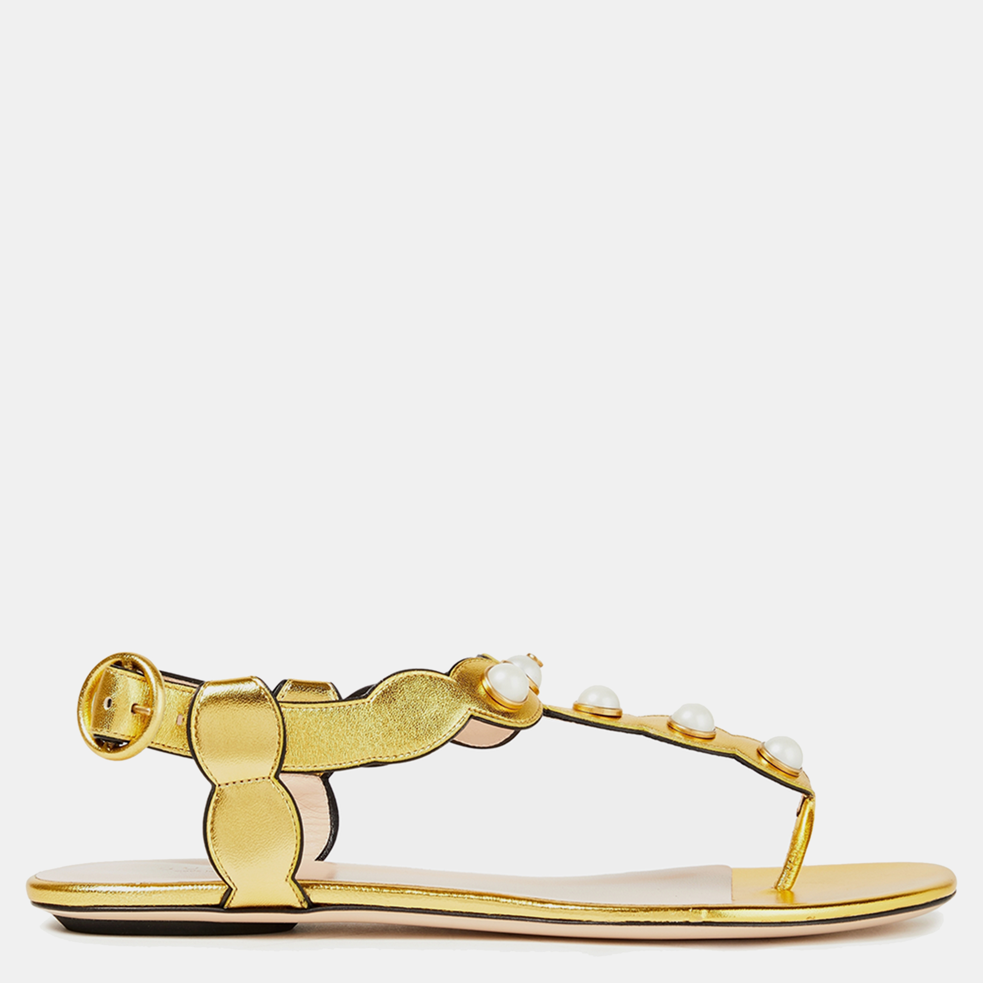 Pre-owned Gucci Gold Leather Flat Sandals 40.5