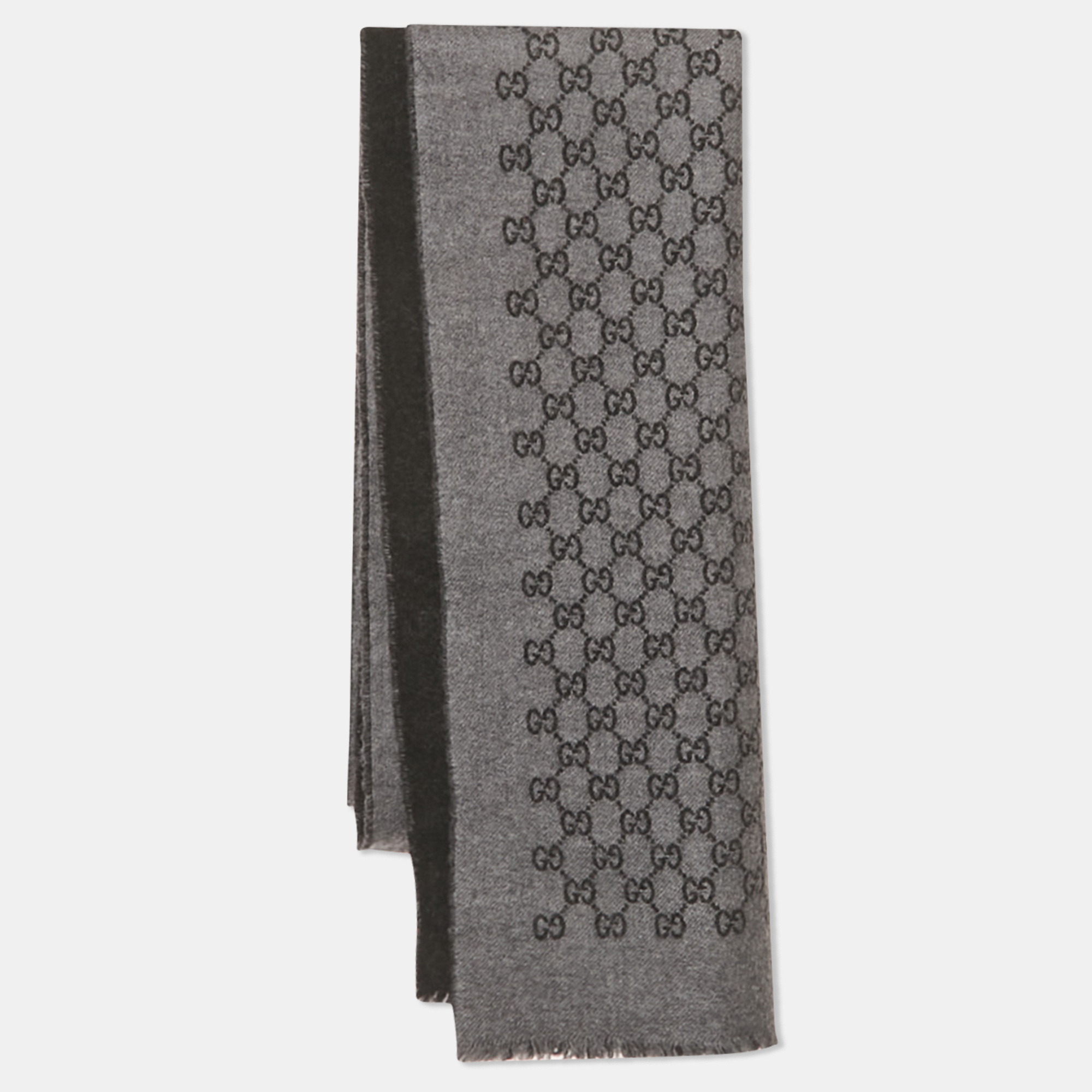 Pre-owned Gucci Grey/black Gg Jacquard Wool Muffler