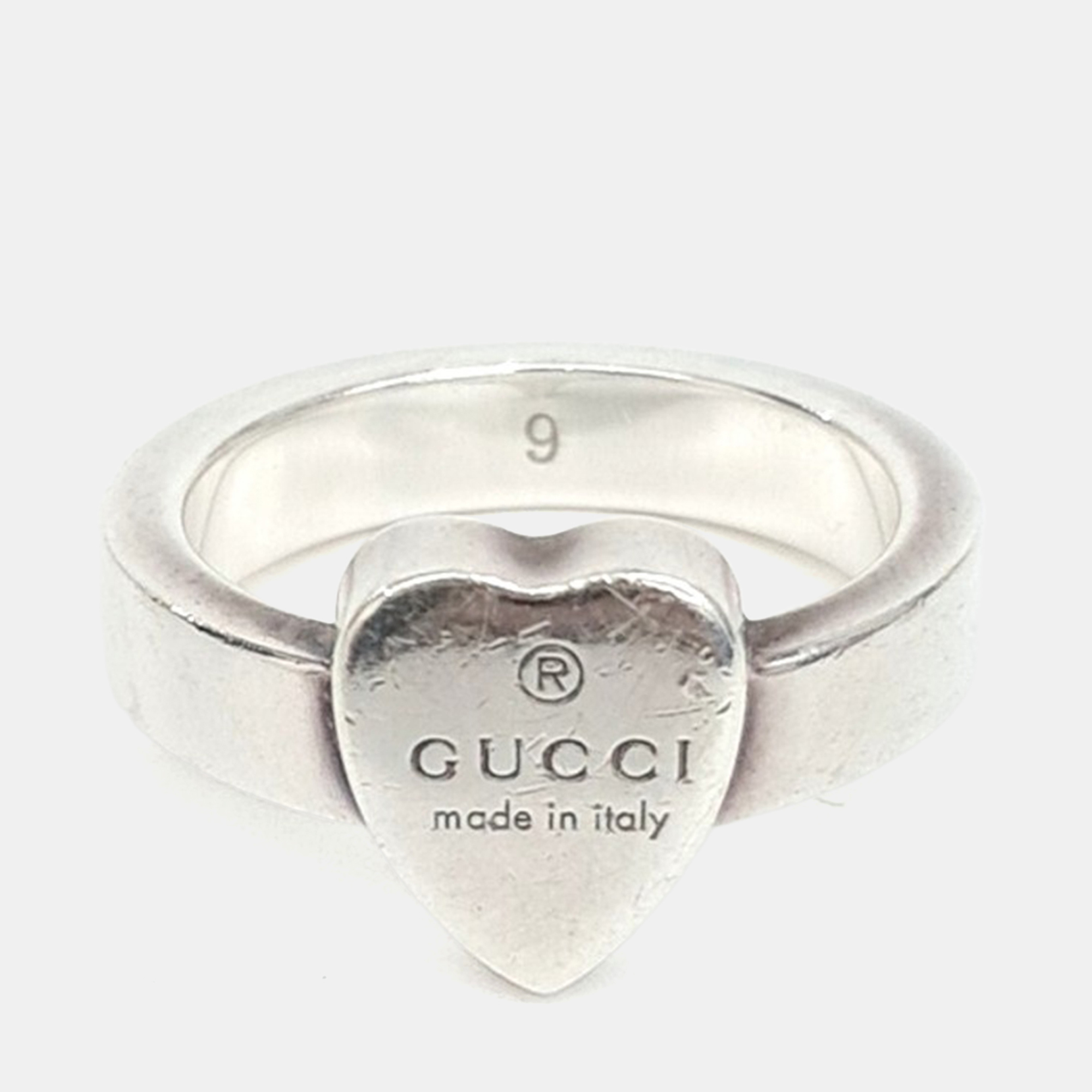 

Gucci Heart Silver Ring