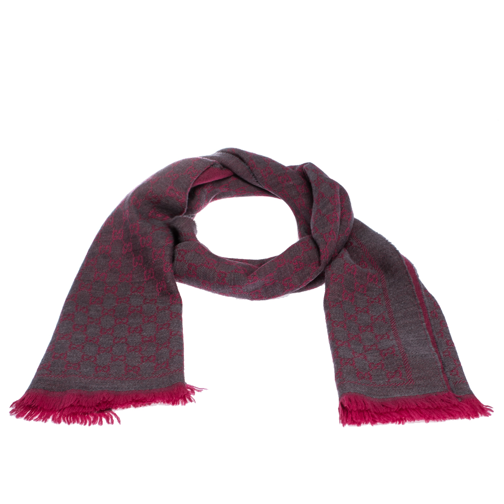 

Gucci Pink Monogram Wool Jacquard Scarf