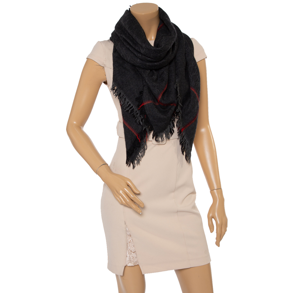 

Gucci Dark Grey Guccissima Wool & Silk Square Scarf