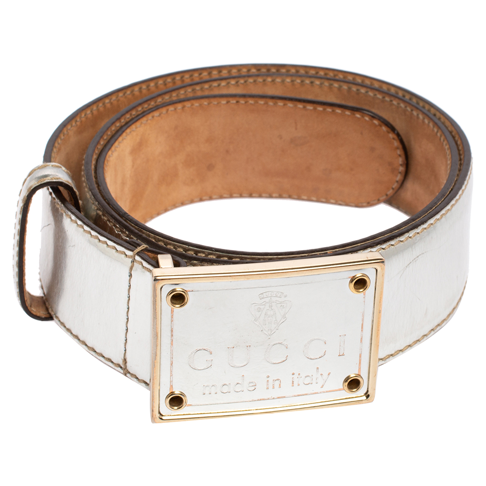 

Gucci Metallic Silver Leather Logo Plaque Buckle Belt