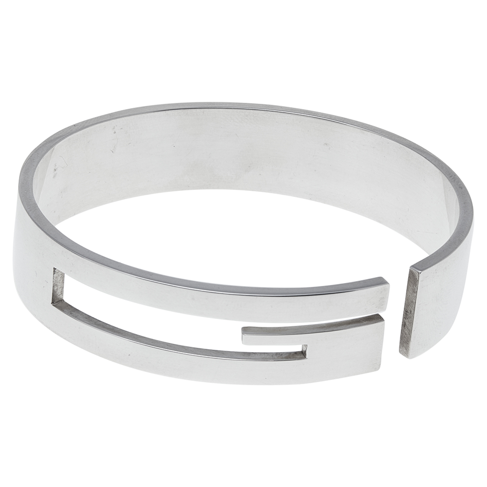 

Gucci Sterling Silver Logo Detail Bangle Bracelet