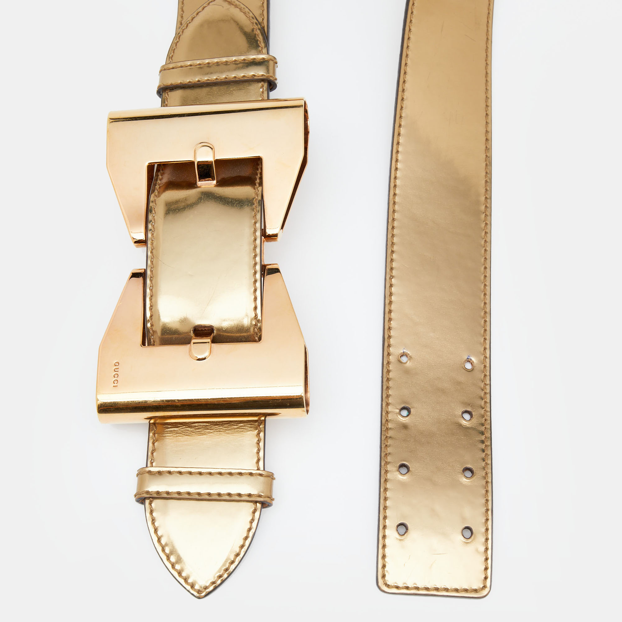 

Gucci Metallic Gold Patent Leather Oversized Bow Buckle Belt