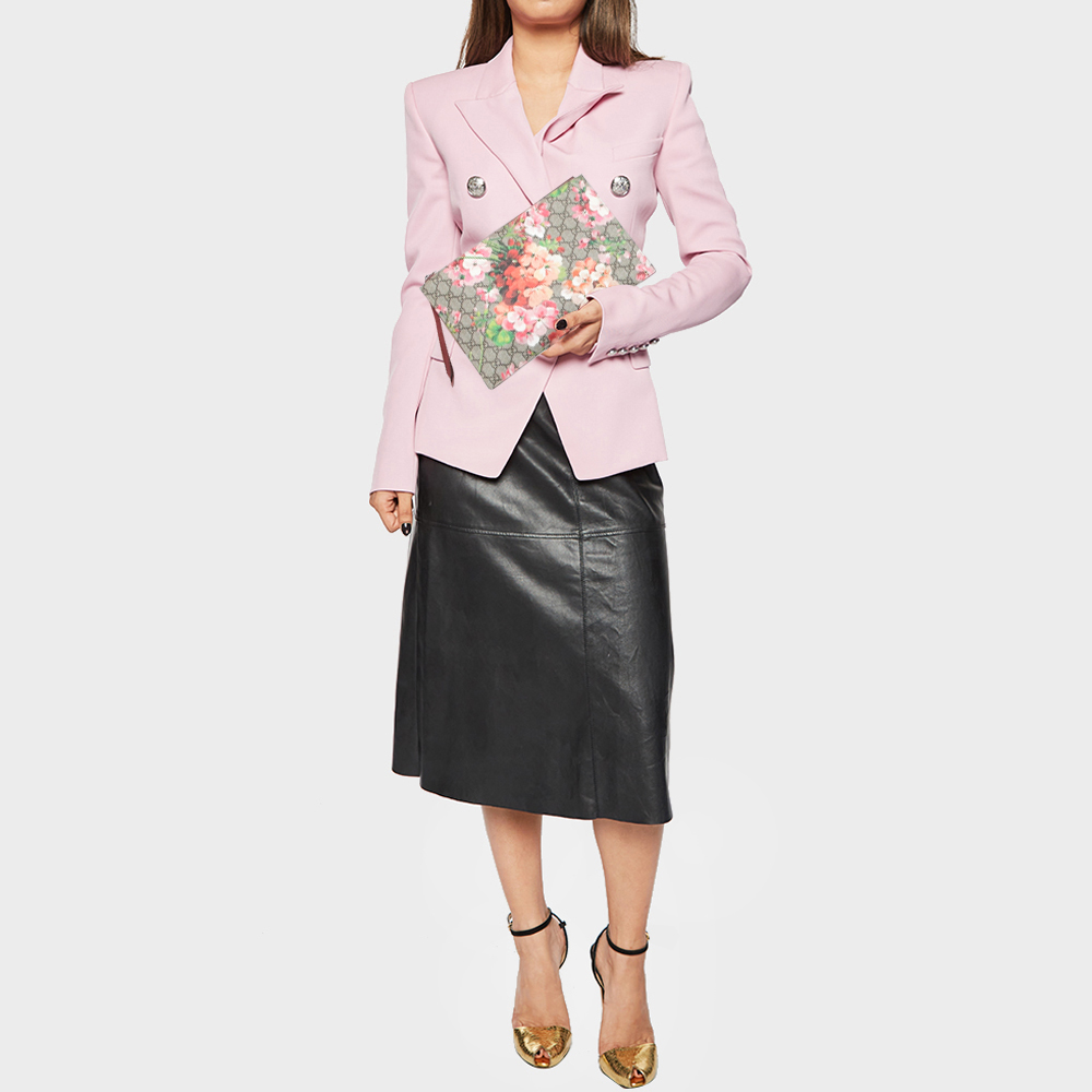

Gucci Multicolor GG Supreme Blooms Printed Canvas and Suede Pouch