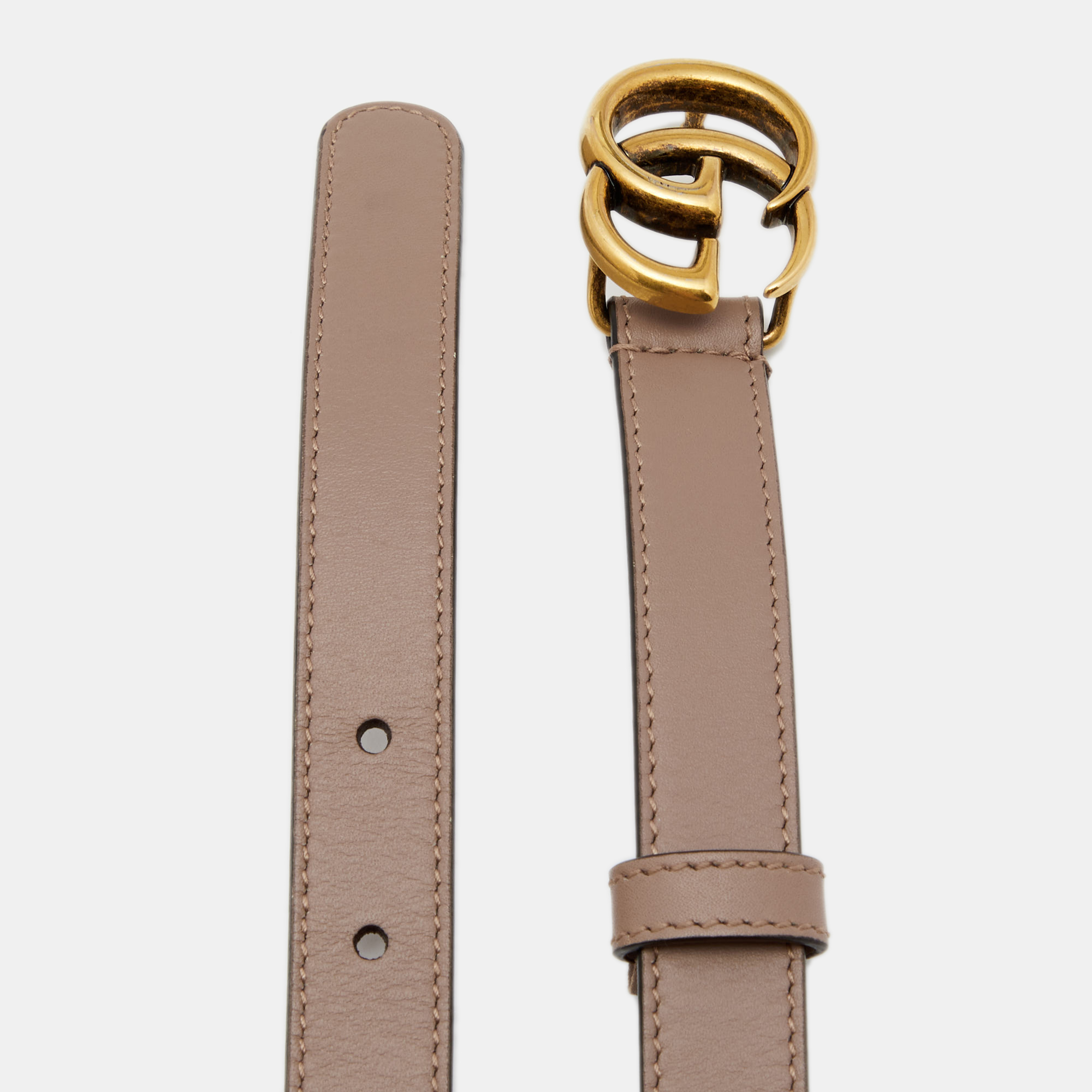 

Gucci Dusty Pink Leather Double G Buckle Skinny Belt
