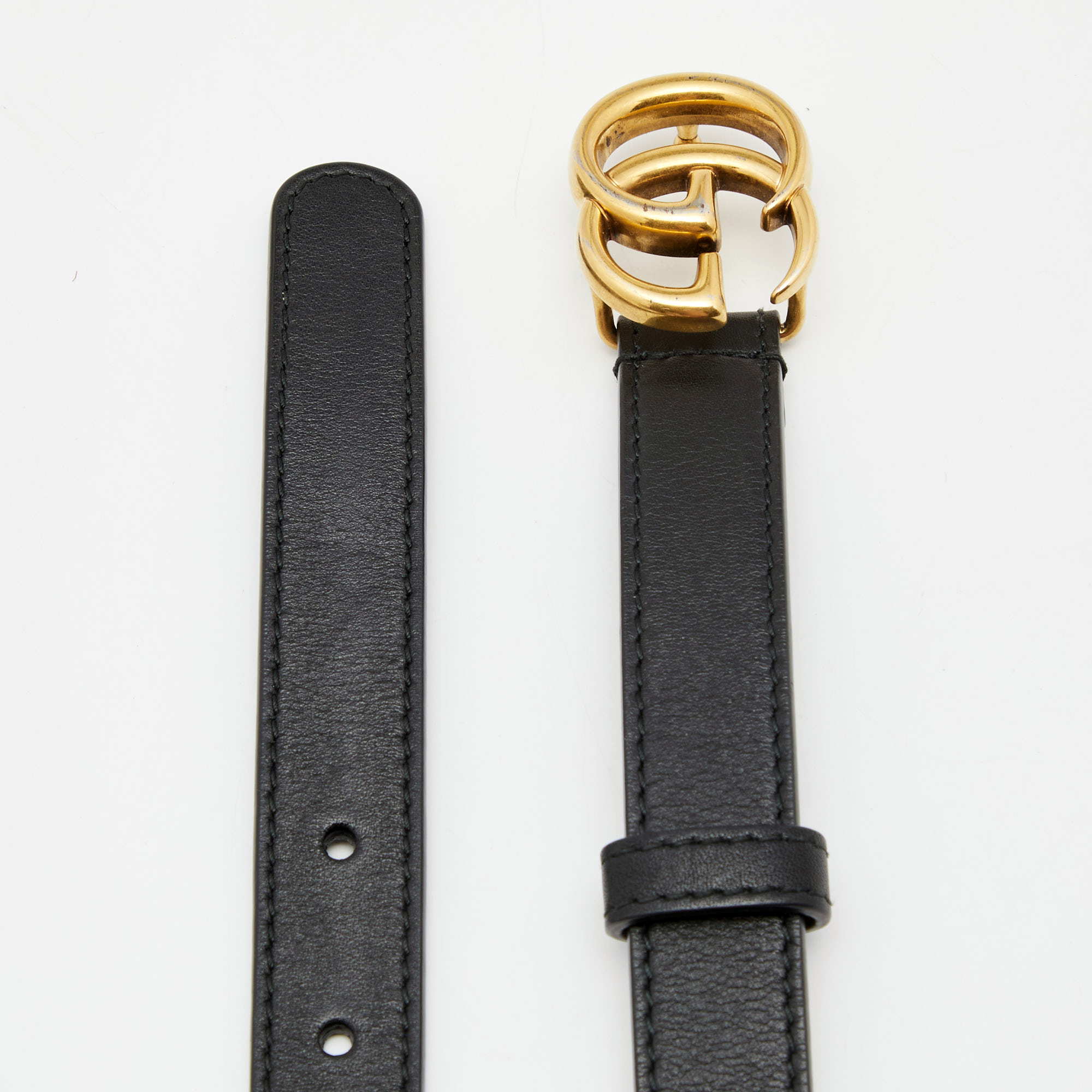 

Gucci Black Leather Double G Buckle Skinny Belt