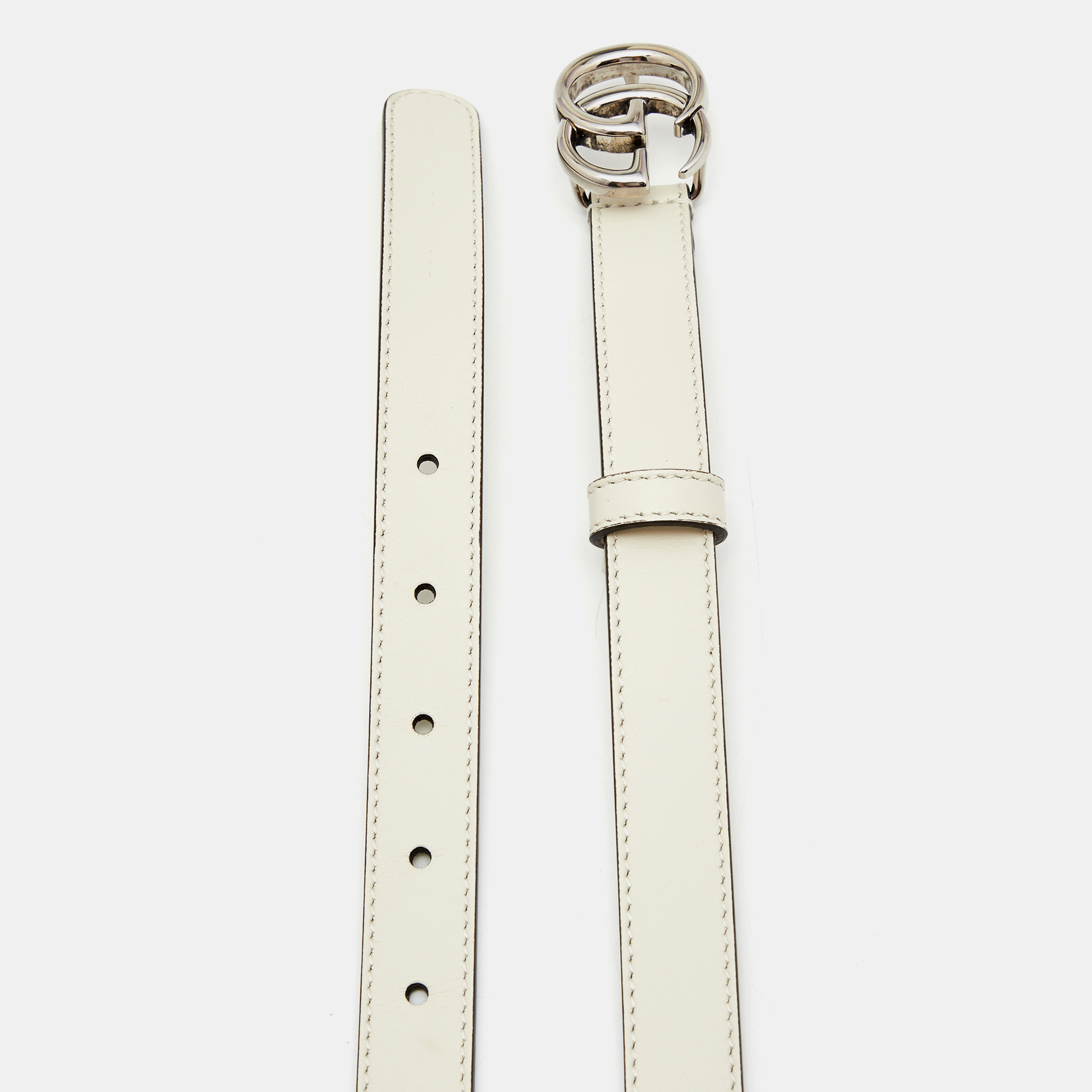 

Gucci Off White Leather GG Marmont Slim Buckle Belt