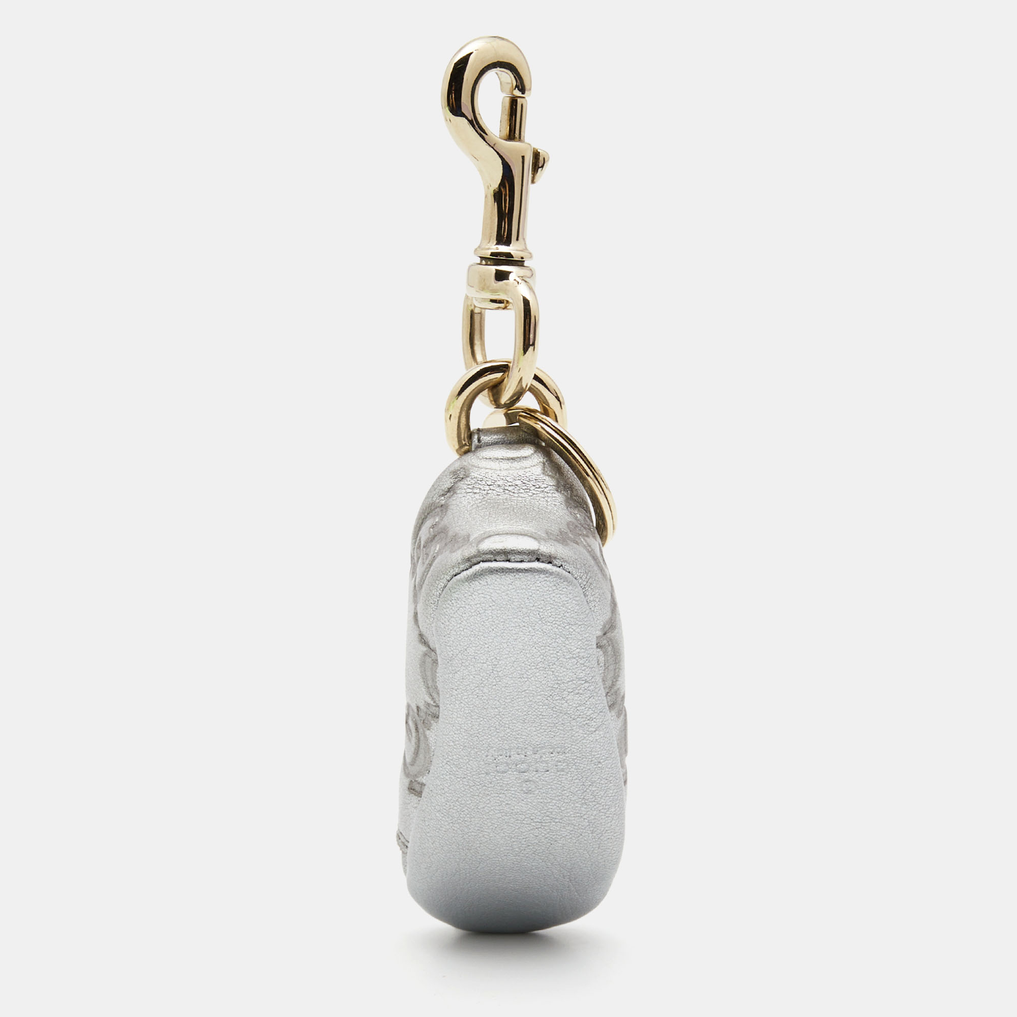 

Gucci Silver Guccissima Leather Bag Charm & Key Holder