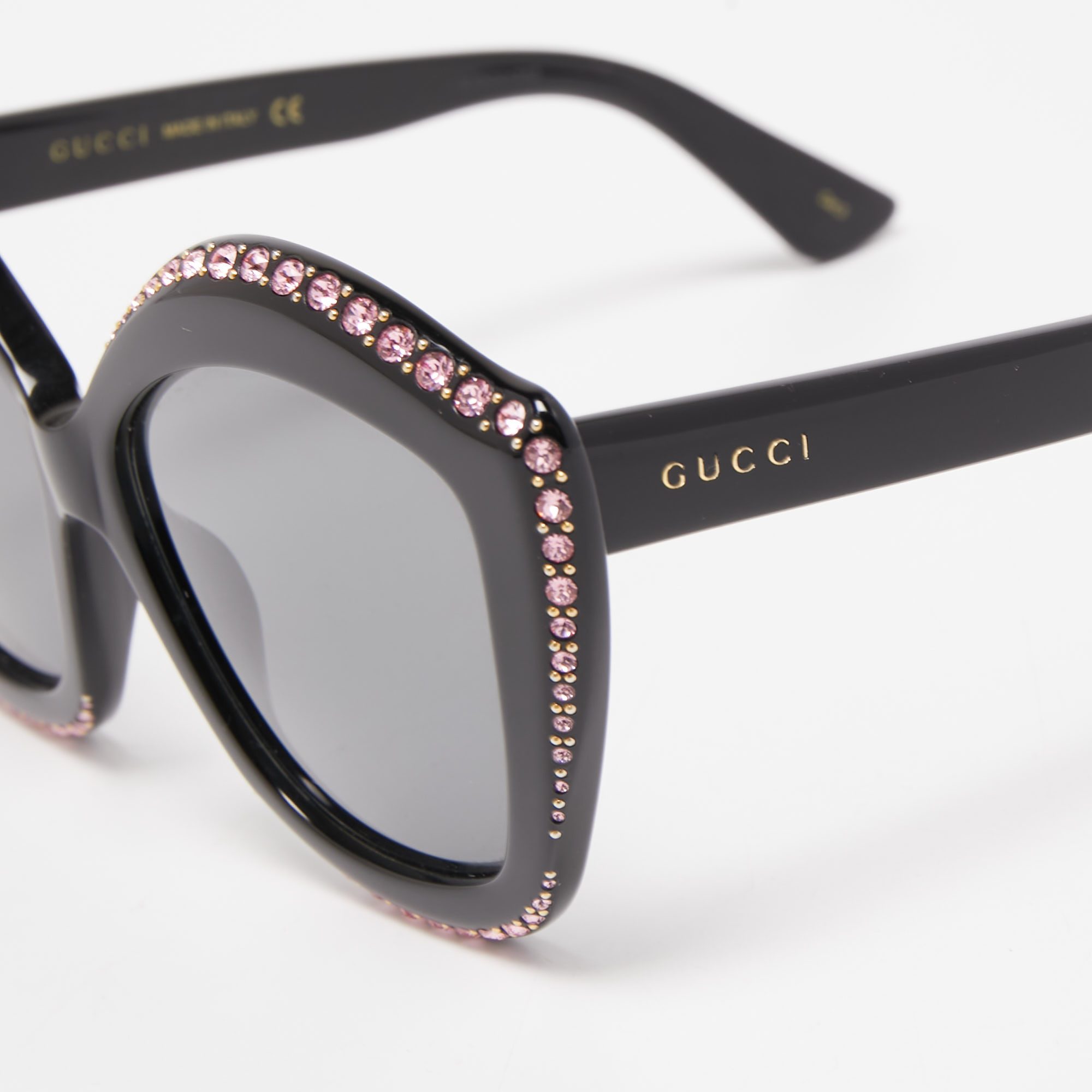 

Gucci Black Crystals Embellished Gradient Cat Eye Sunglasses