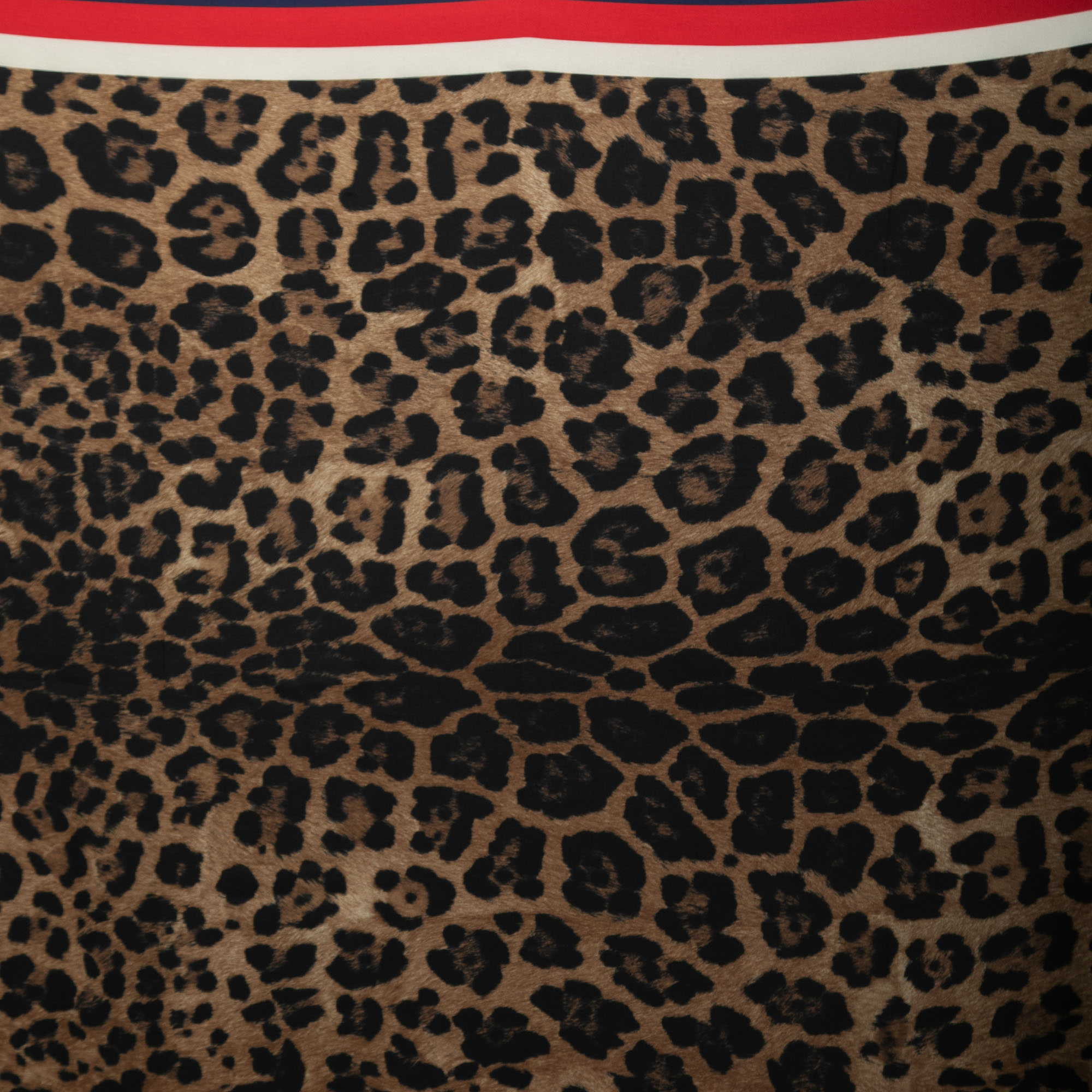 

Gucci Brown Animal Printed Silk Border Detail Square Scarf