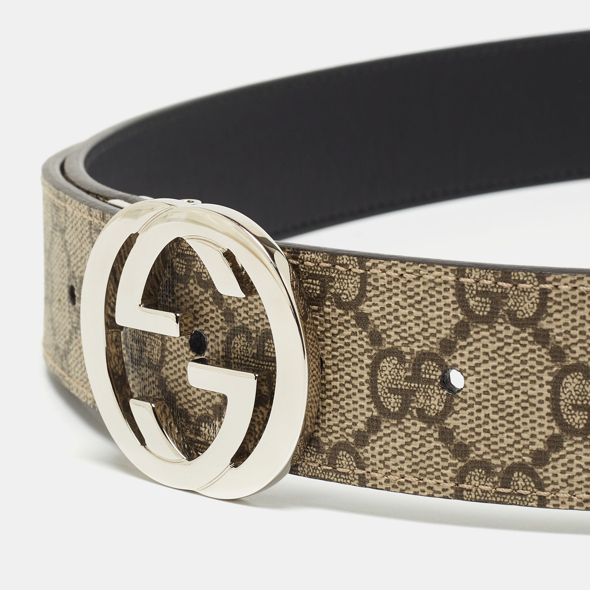 

Gucci Beige/Black GG Supreme Canvas and Leather Interlocking G Buckle Belt