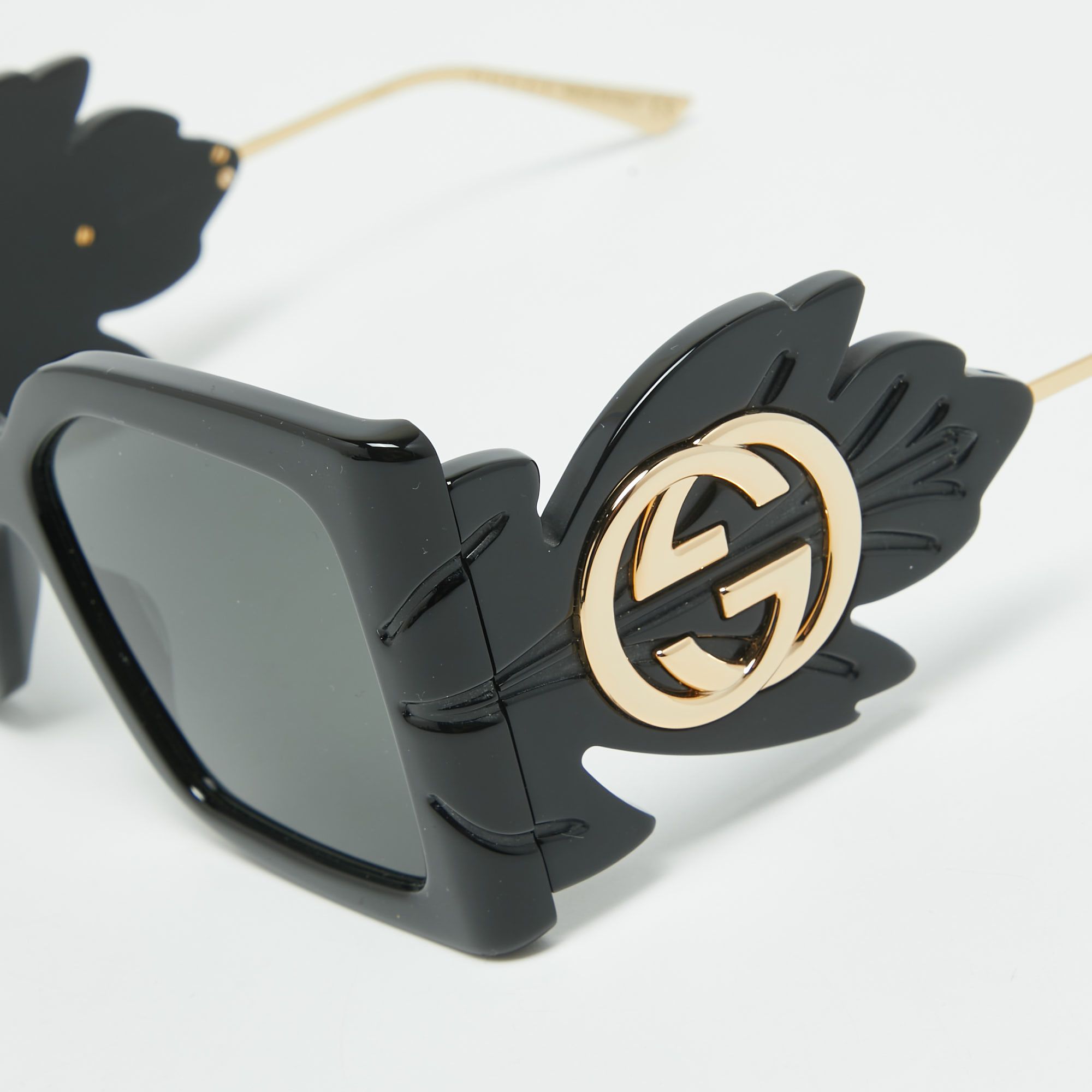 

Gucci Black GG0535S Leaf Motif Oversized Sunglasses