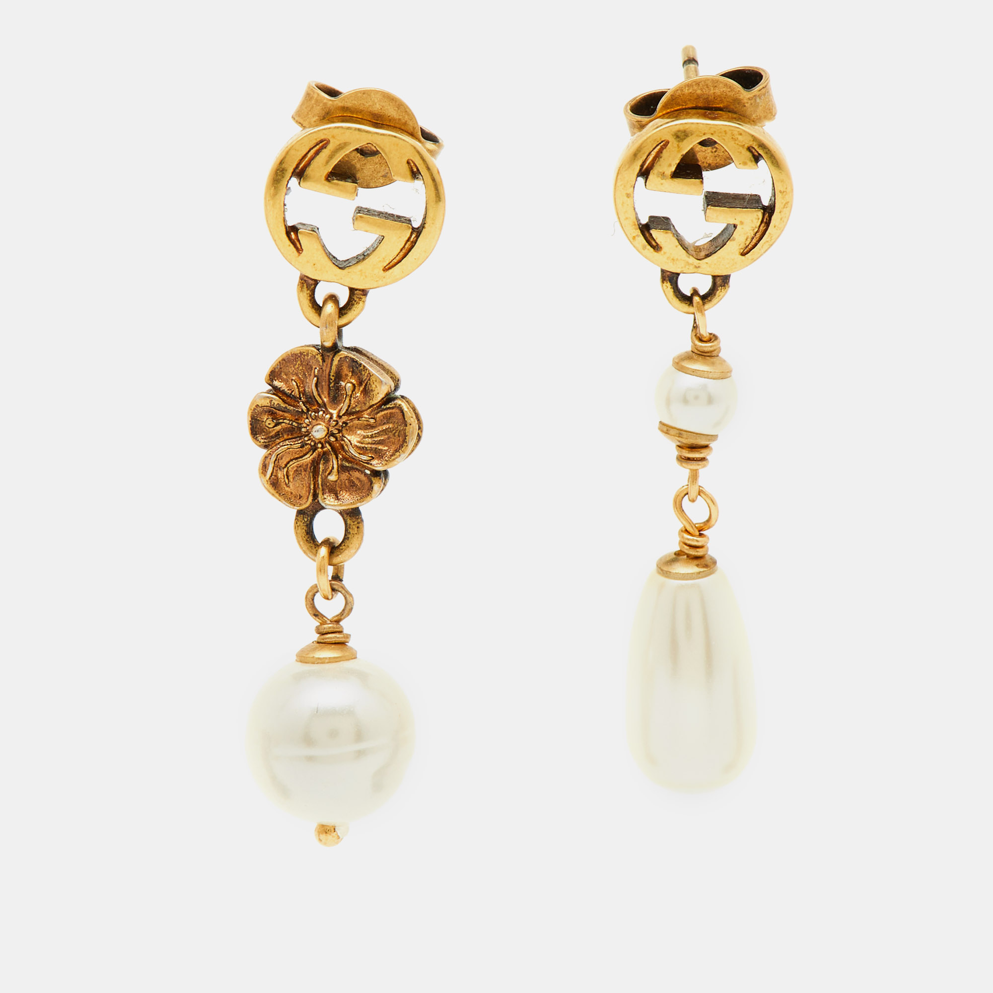 

Gucci Gold Tone Interlocking Flower Glass Pearl Earrings, White
