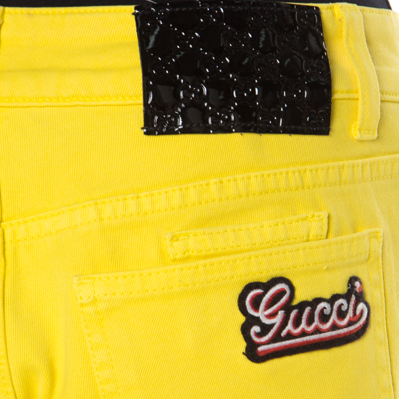 Pre-owned Gucci Yellow Denim Cropped Jeans M