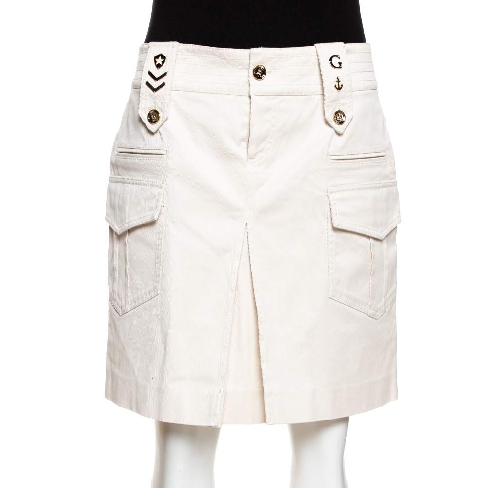 Pre Owned Gucci Ecru Garbadine Navy Badge Embellished Detail Mini Skirt M