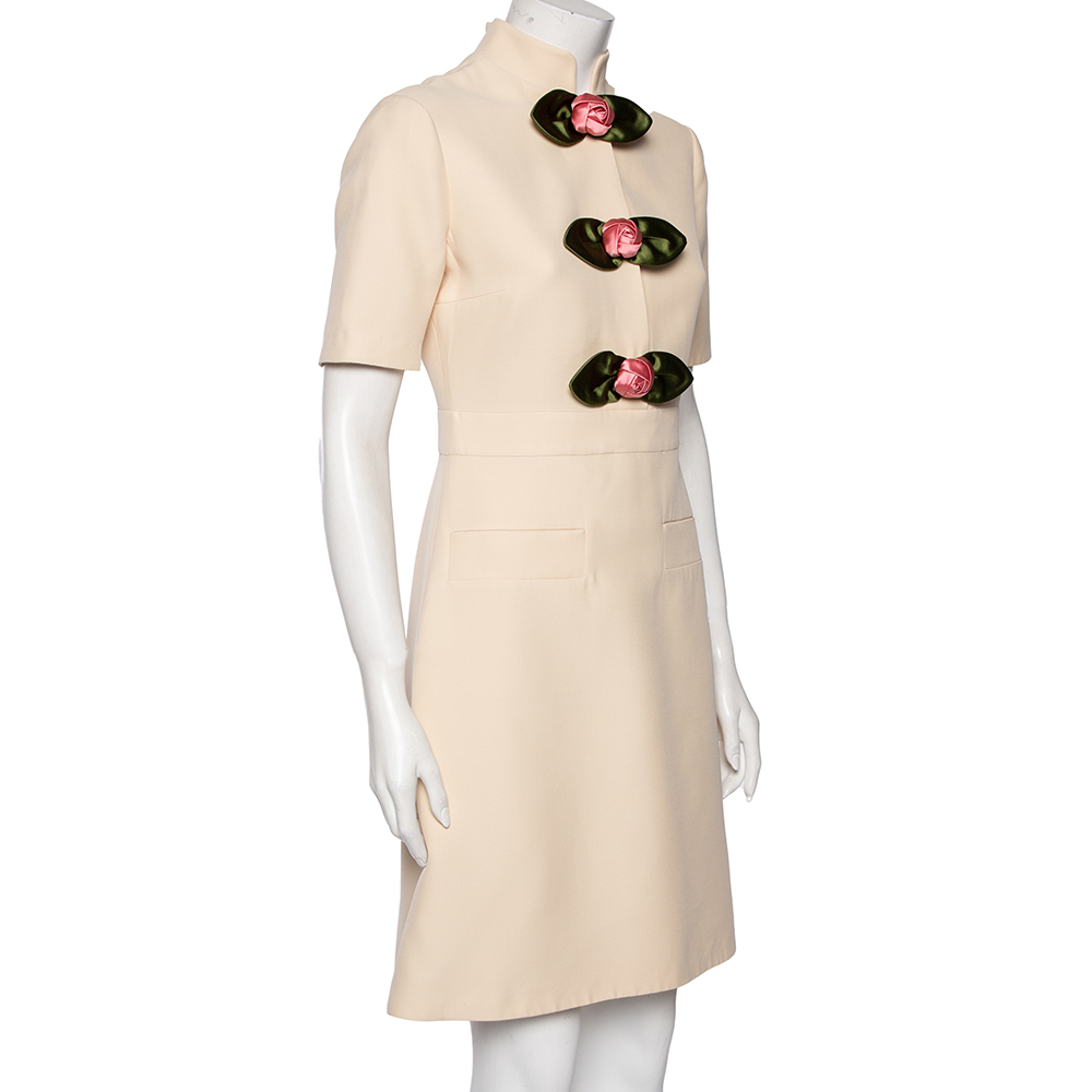 

Gucci Cream Crepe Wool Rose Applique Detailed Dress