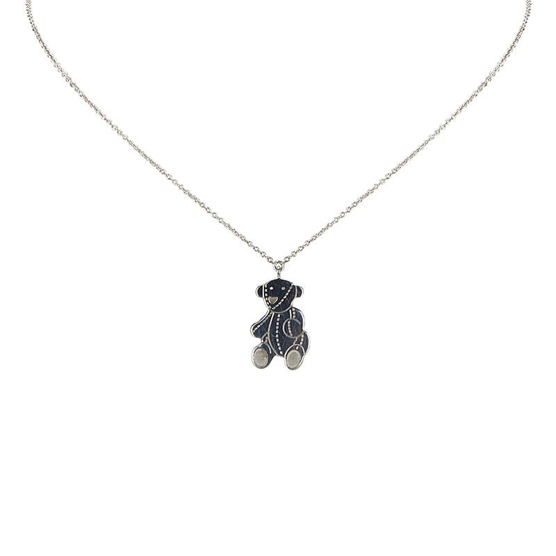 

Gucci Bear Silver Tone Pendant Necklace