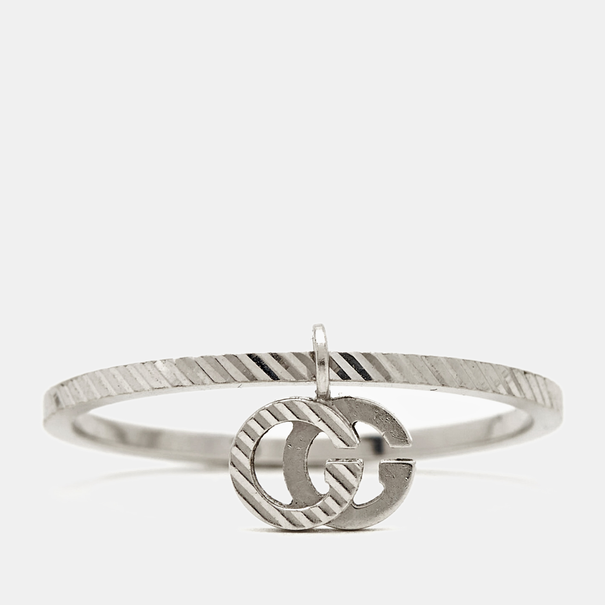 

Gucci GG Running 18k White Gold Charm Ring Size