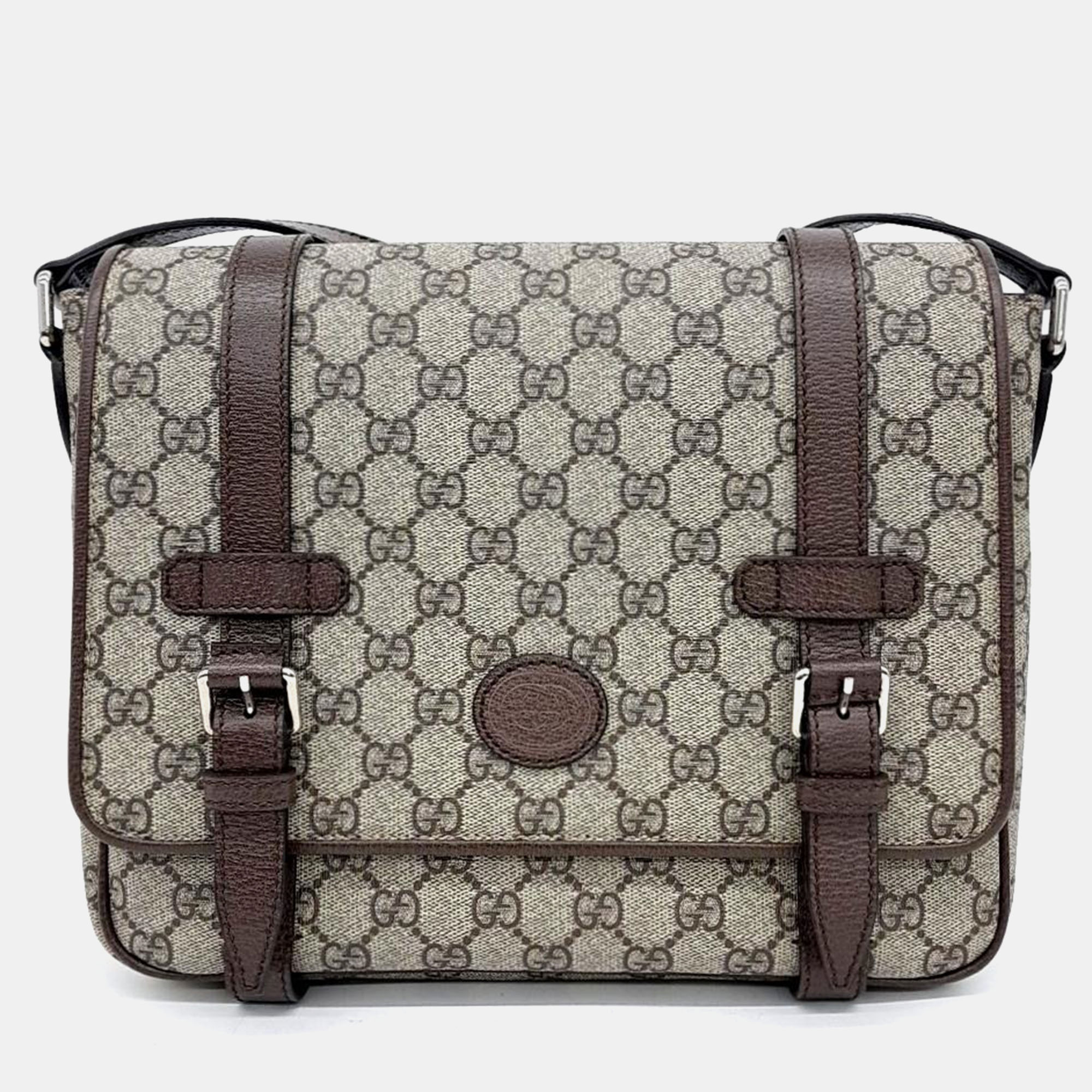 

Gucci GG Supreme Messenger Bag, Beige