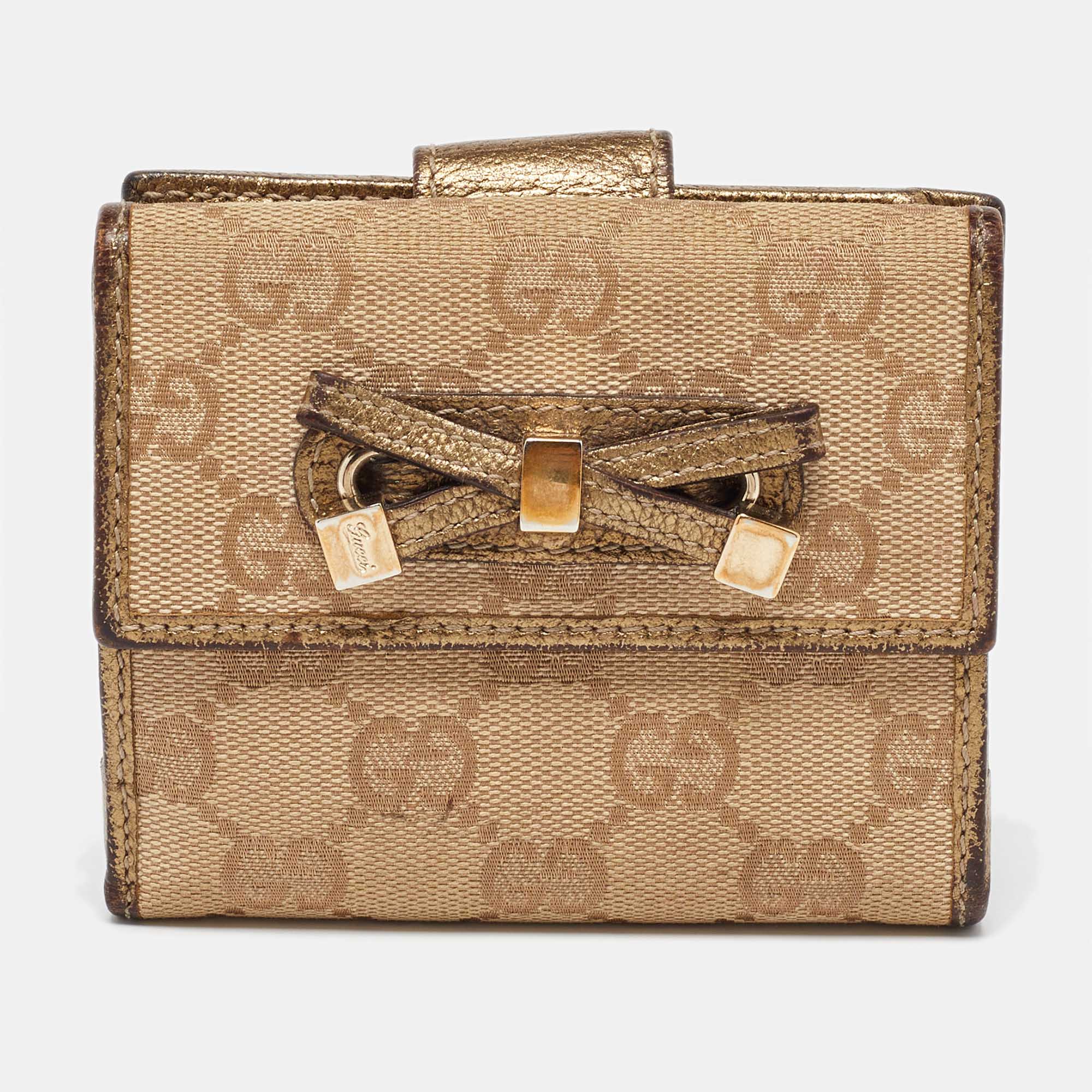 

Gucci Beige/Gold GG Canvas and Leather Compact Wallet