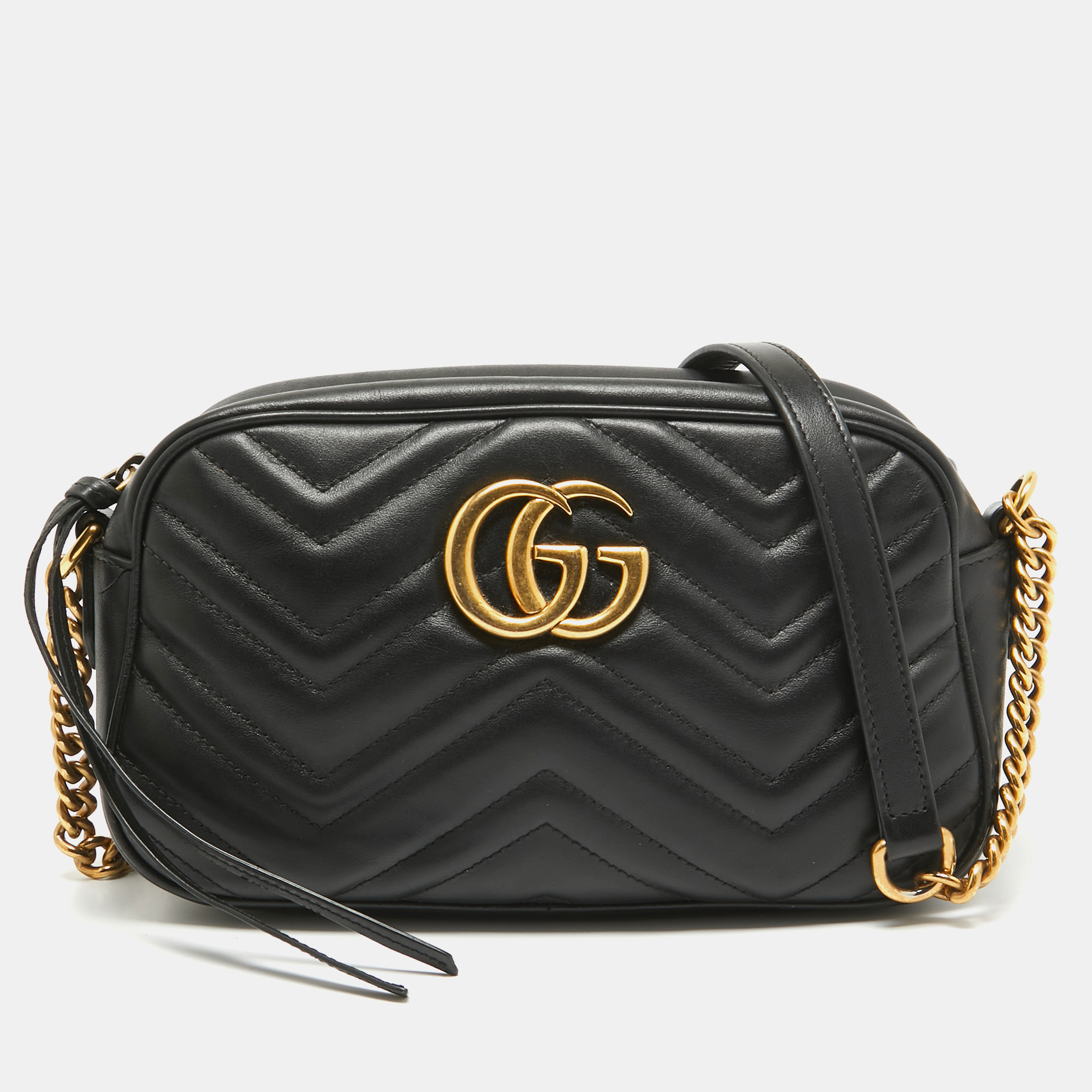 

Gucci Black Matelassé Leather  GG Marmont Camera Shoulder Bag