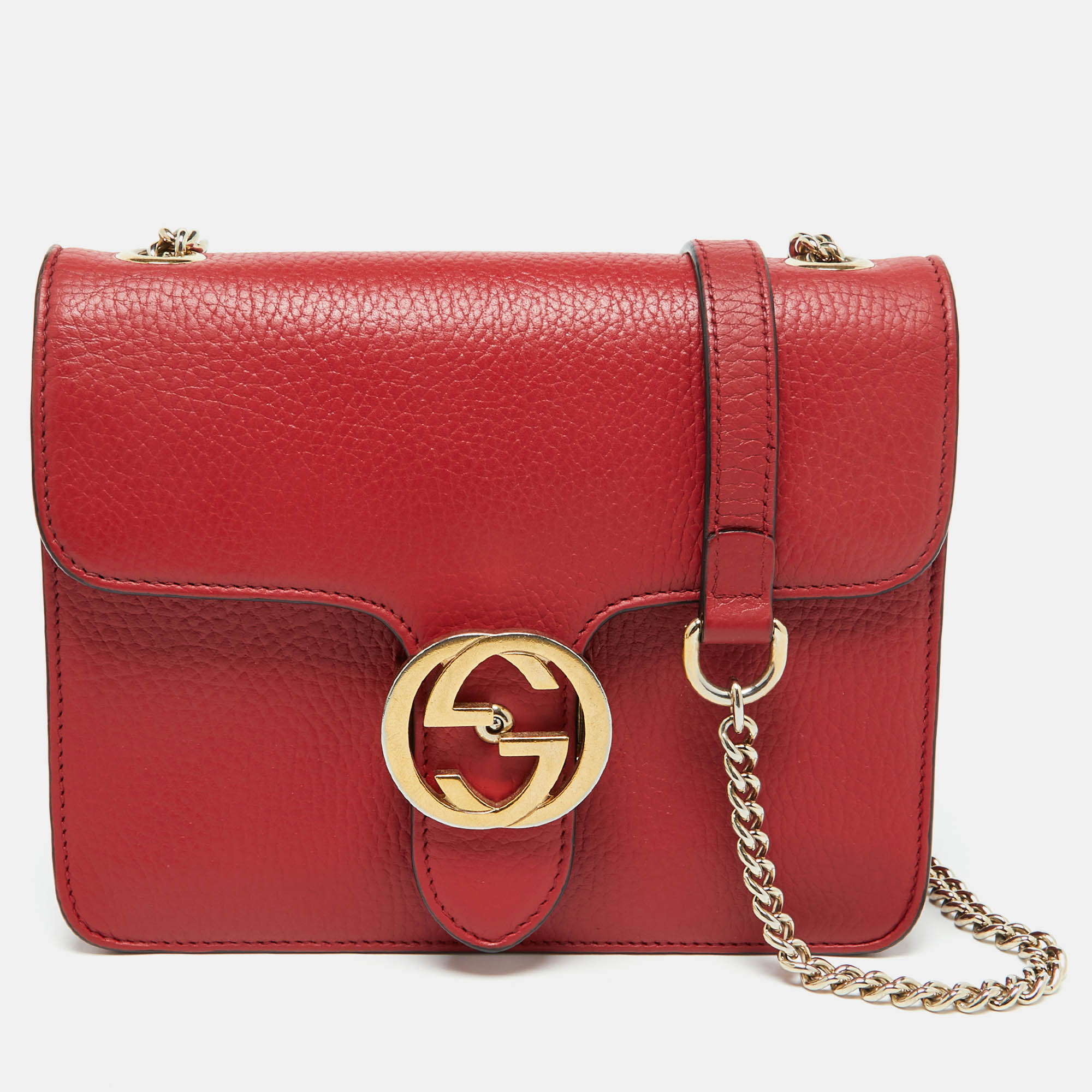 

Gucci Red Leather Interlocking G Chain Shoulder Bag