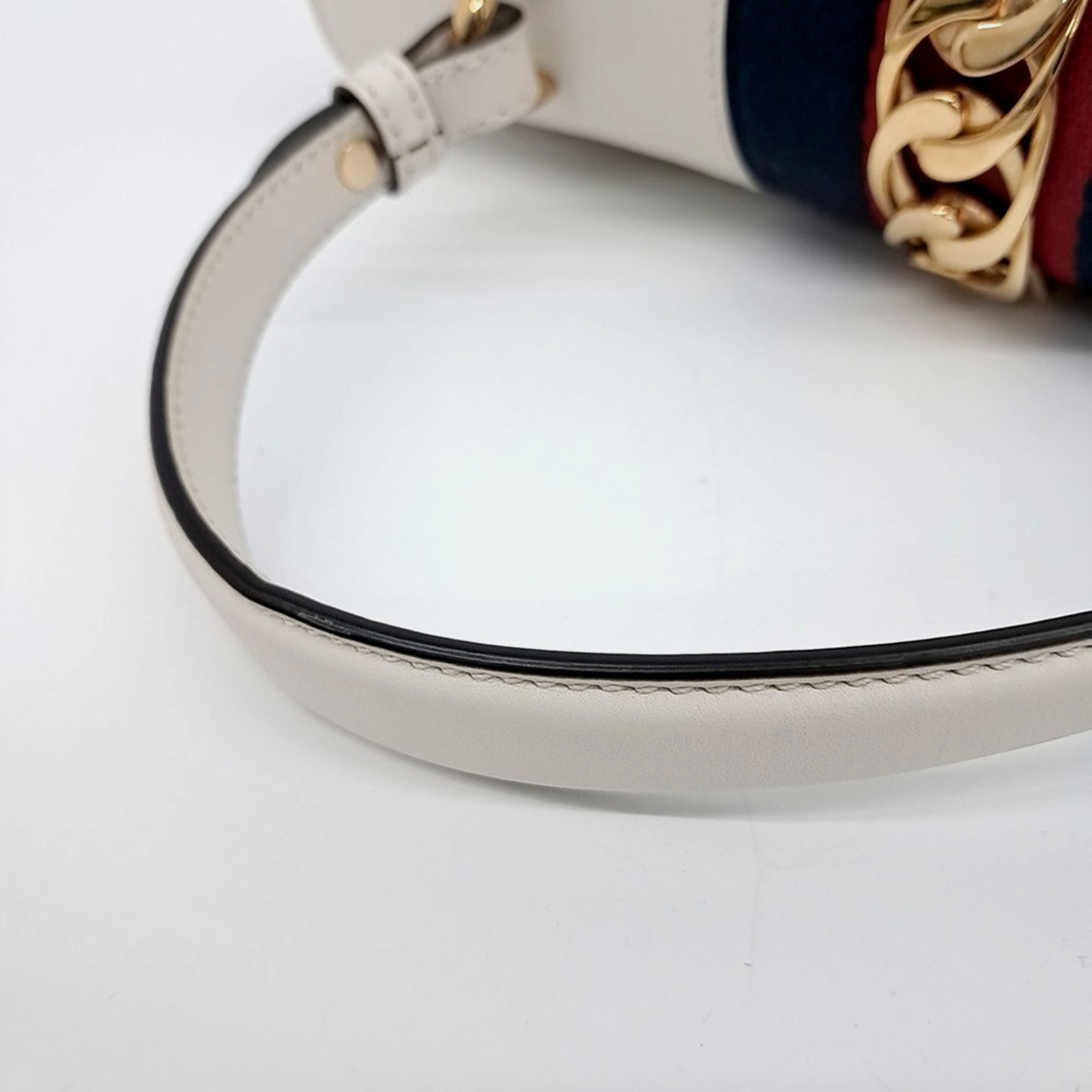 Gucci Multicolor White Leather Sylvie Top Handle Bag 