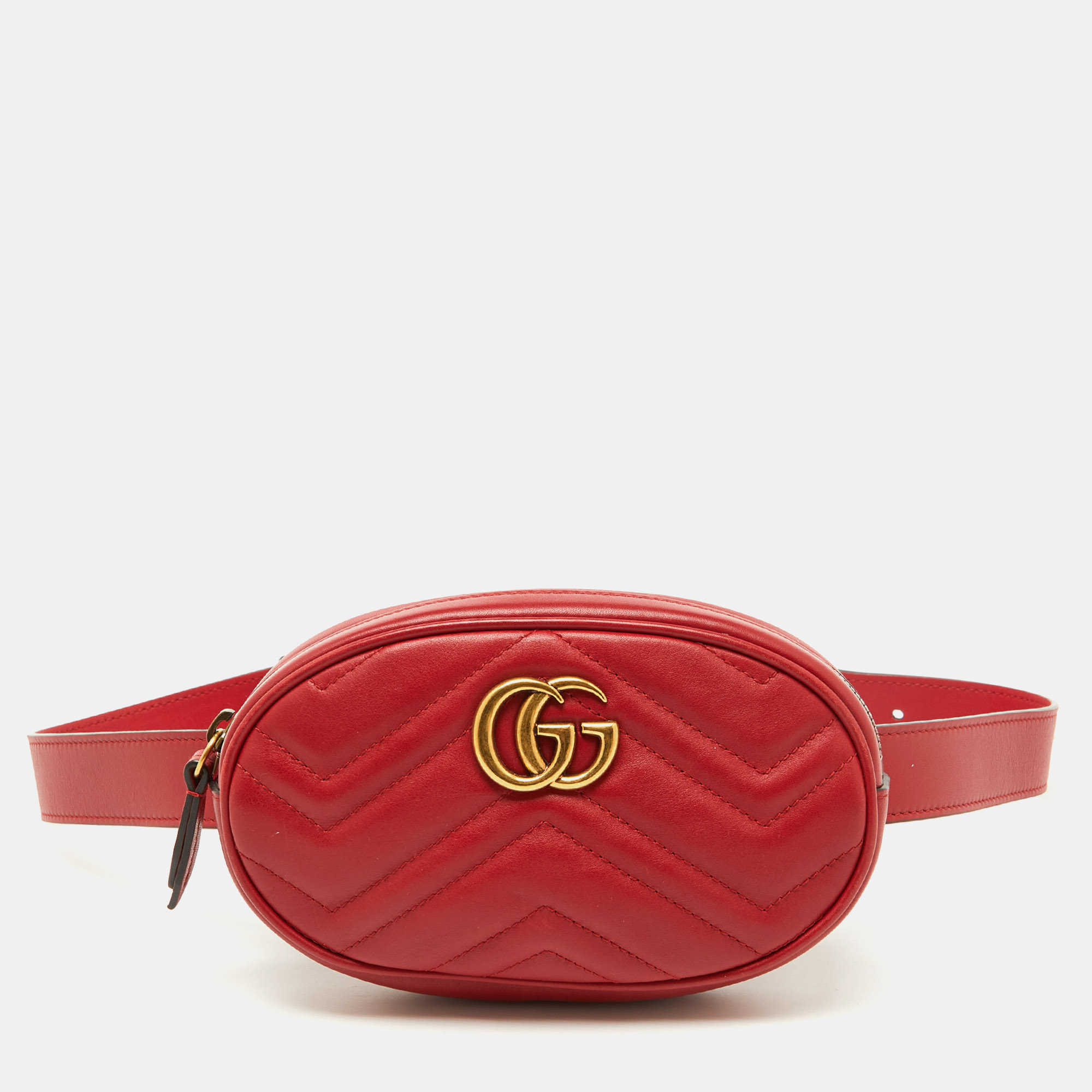 

Gucci Red Matelassé Leather GG Marmont Belt Bag