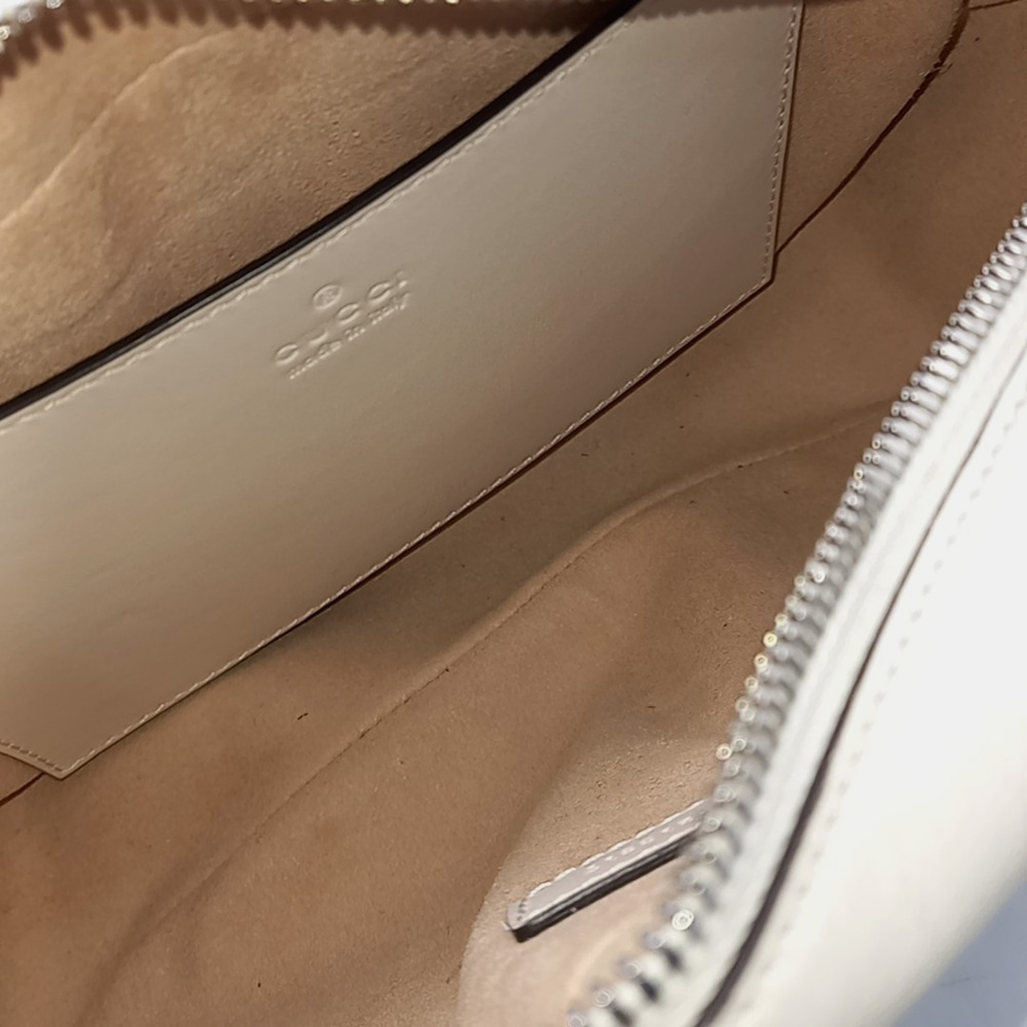 Gucci White Leather Marmont Crossbody Bag 