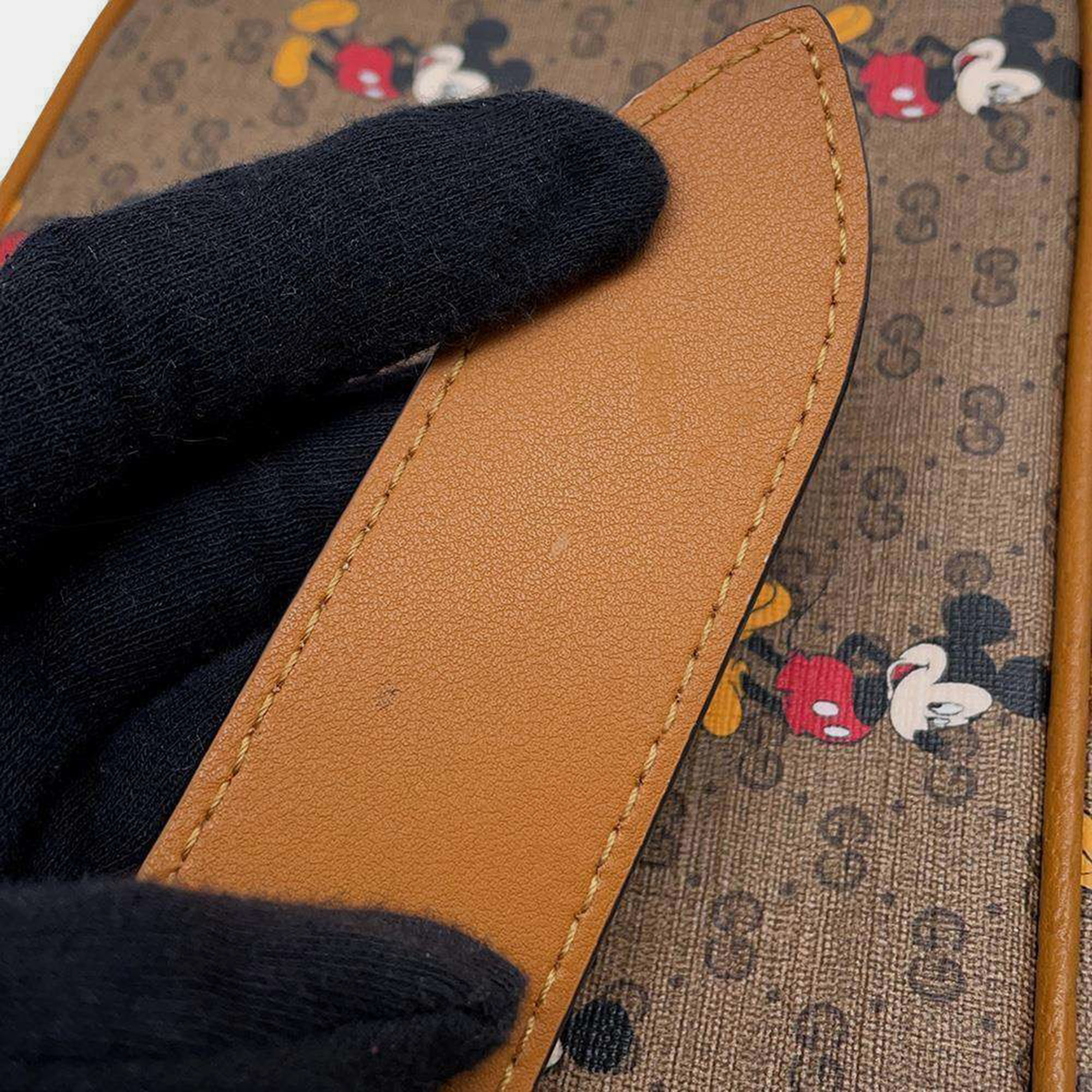 Gucci Gucci X Disney Mini Gg Supreme Beige Leather Mini Gg Supremecanvas Waist Pouch 