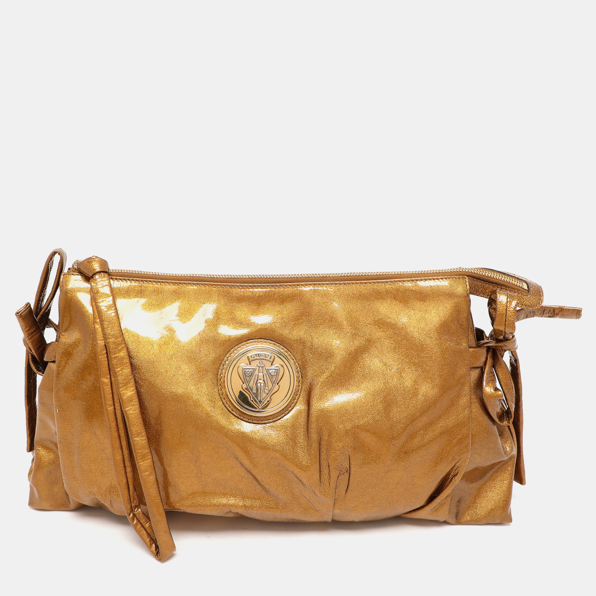 

Gucci Gold Textured Patent Leather Hysteria Clutch