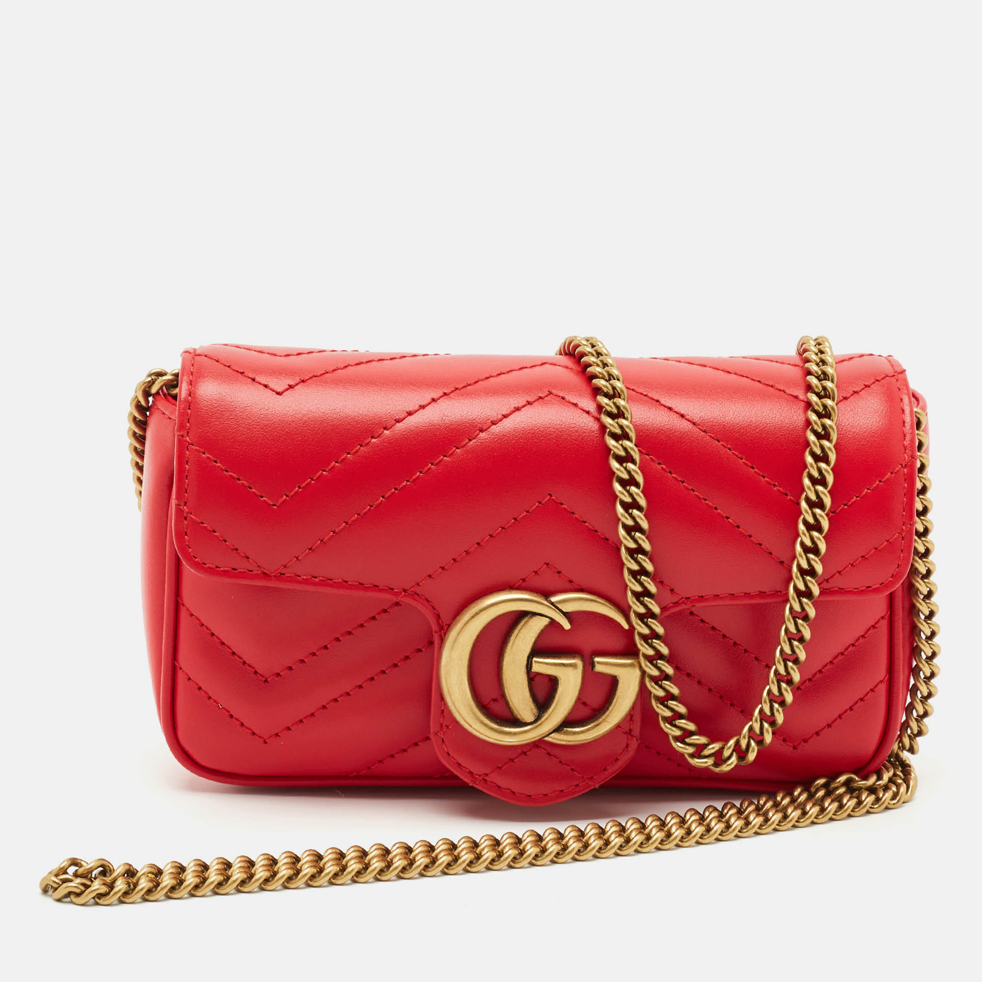 

Gucci Red Matelassé Leather Super Mini GG Marmont Shoulder Bag