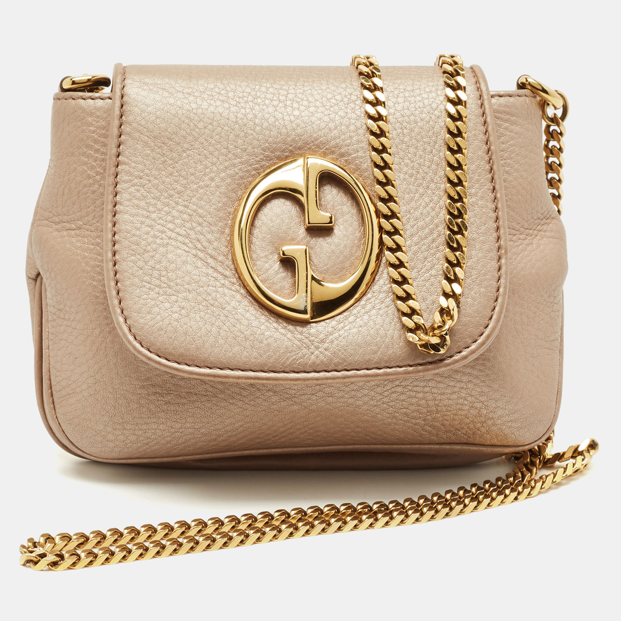 

Gucci Metallic Beige Leather  1973 Chain Crossbody Bag