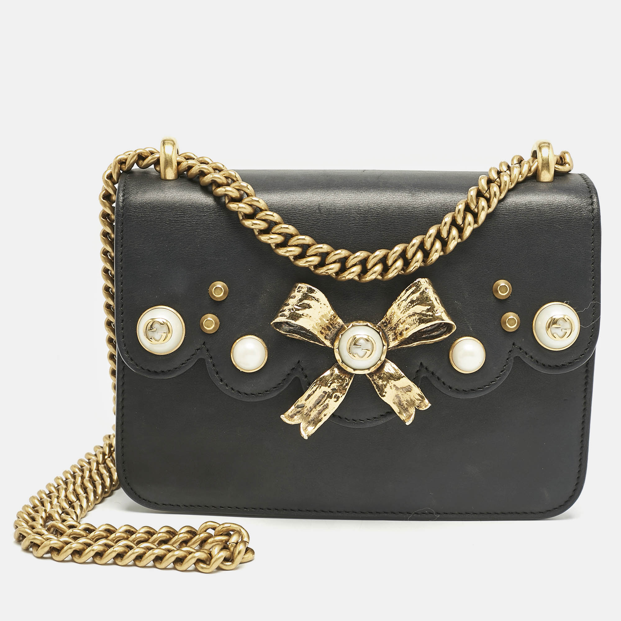 

Gucci Black Leather Bow Pearl Embellished Shoulder Bag