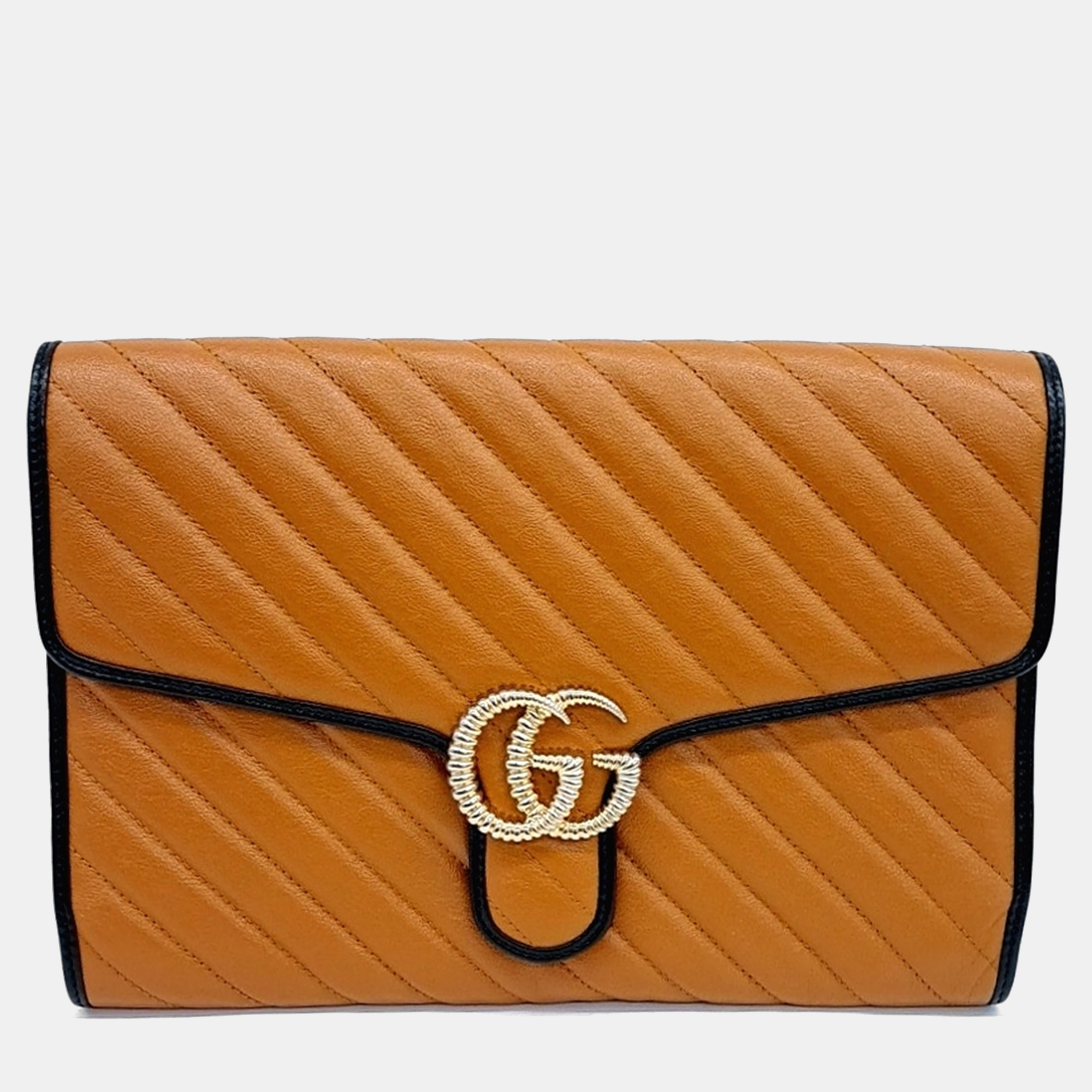 

Gucci Brown Leather Marmont Matelasse Clutch