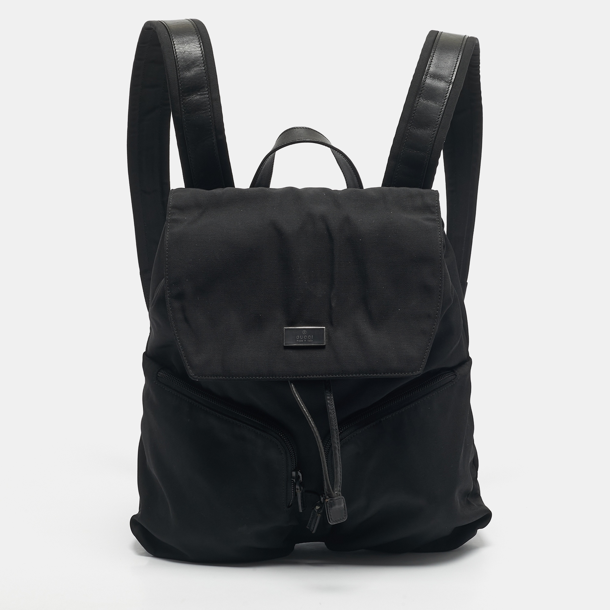 Pre-owned Gucci Black Leather And Nylon Pocket Drawstring Backpack