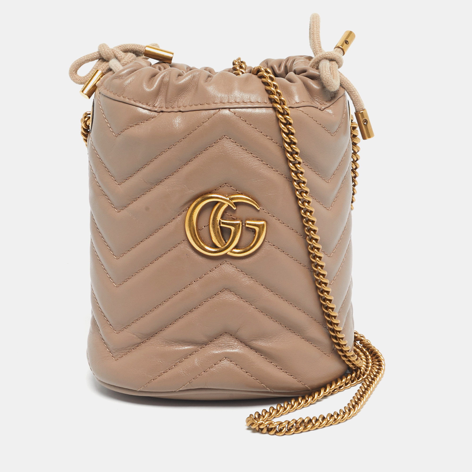 

Gucci Mauve Matelassé Leather Mini GG Marmont Bucket Bag, Pink