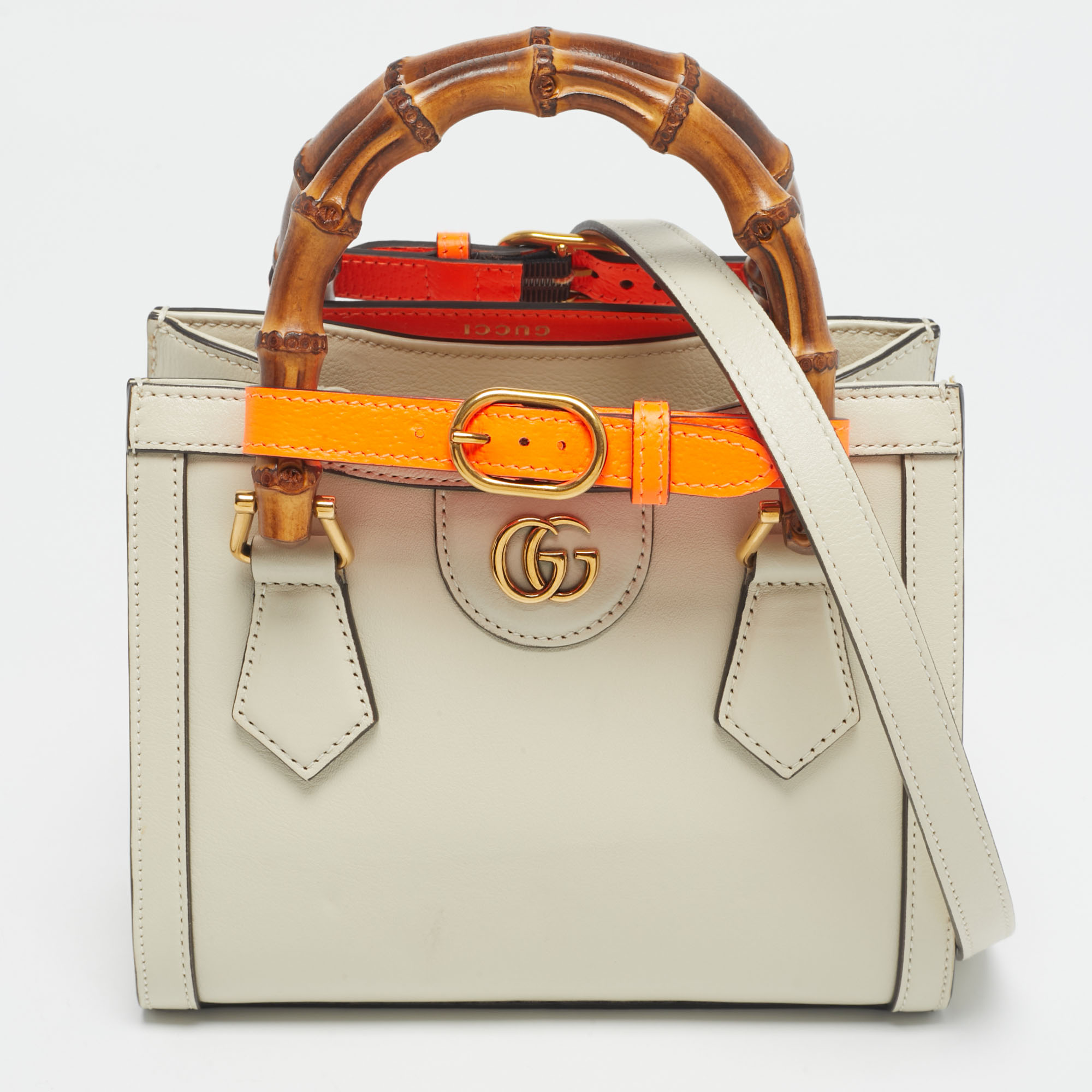 

Gucci Off White Leather Mini Diana Tote