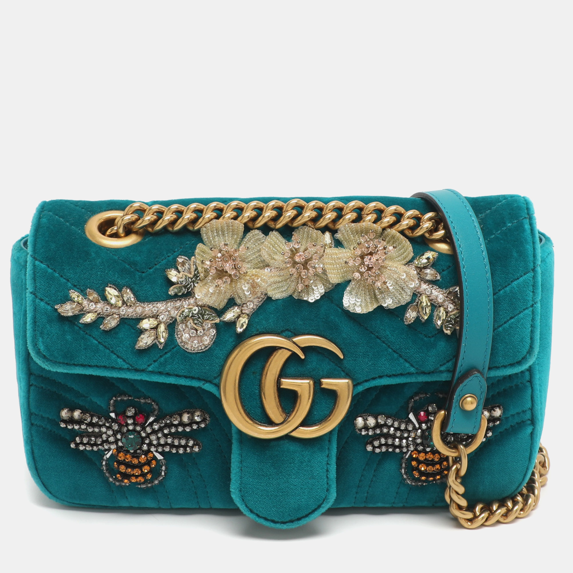 

Gucci GG Marmont Mini Green Matelassé Velvet Shoulder Bag